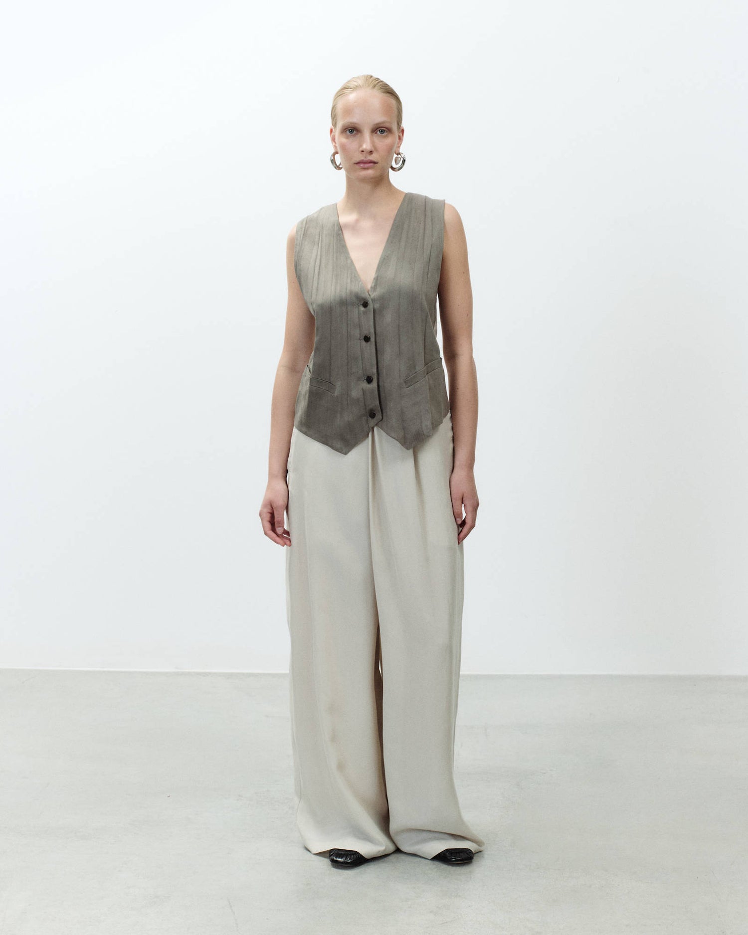 WRINKLED DEANNEEDLE VEST