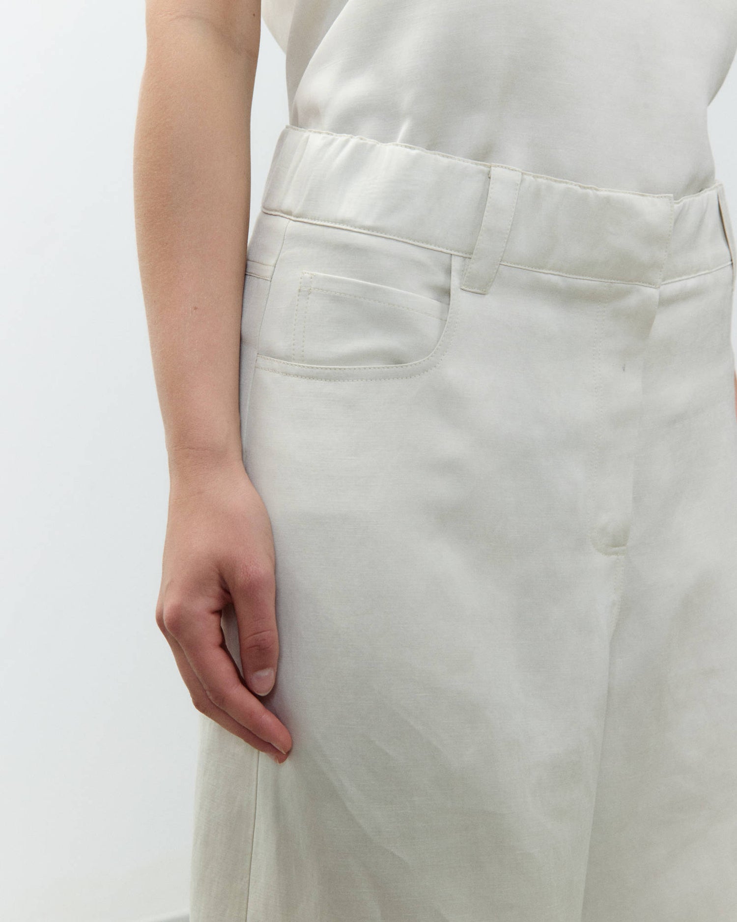 WIDE LEG LINEN TROUSERS