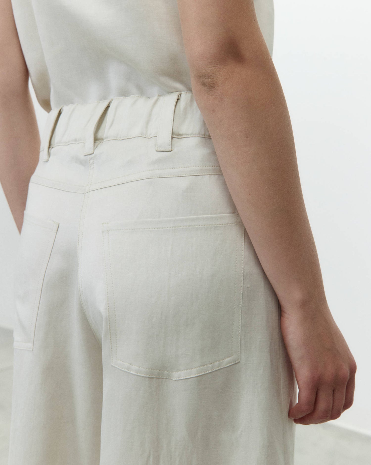 WIDE LEG LINEN TROUSERS