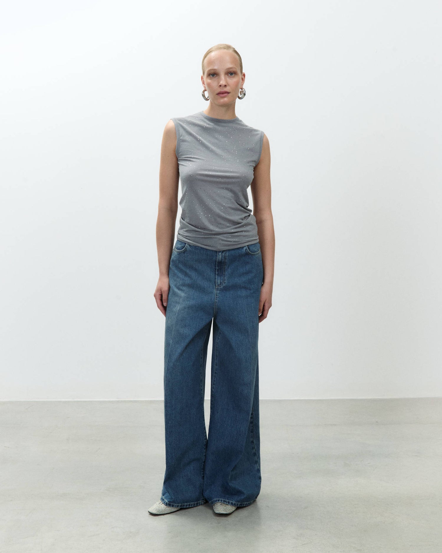 JERSEY TOP WITH RHINESTONE