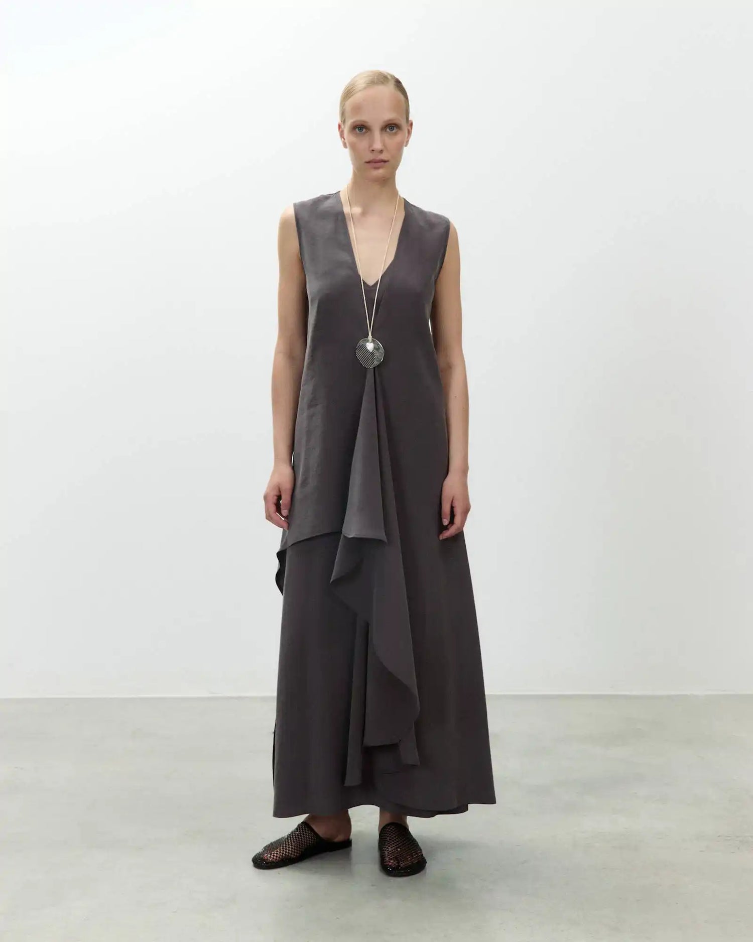 LONG DRESS WITH RUFFLES