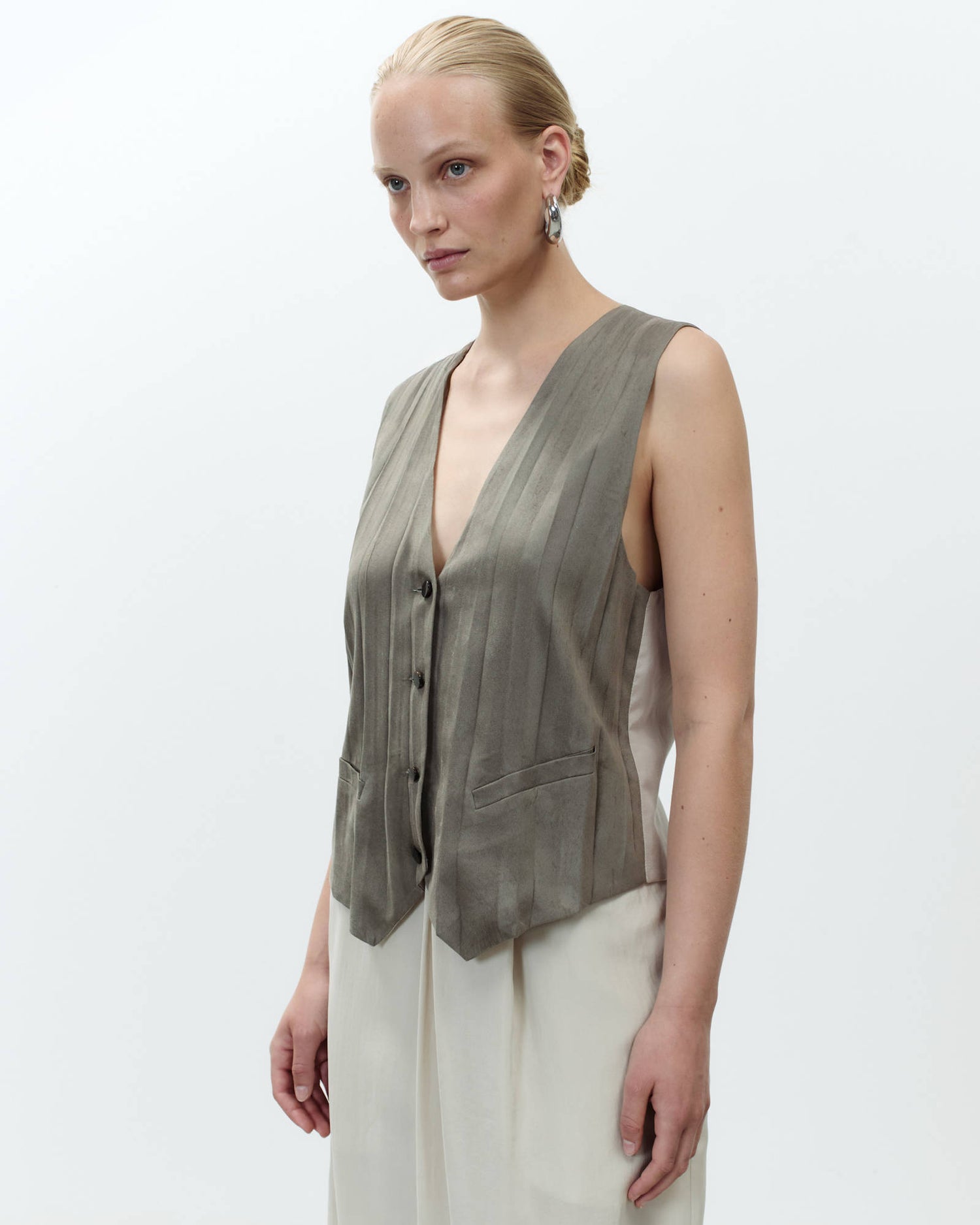 WRINKLED DEANNEEDLE VEST