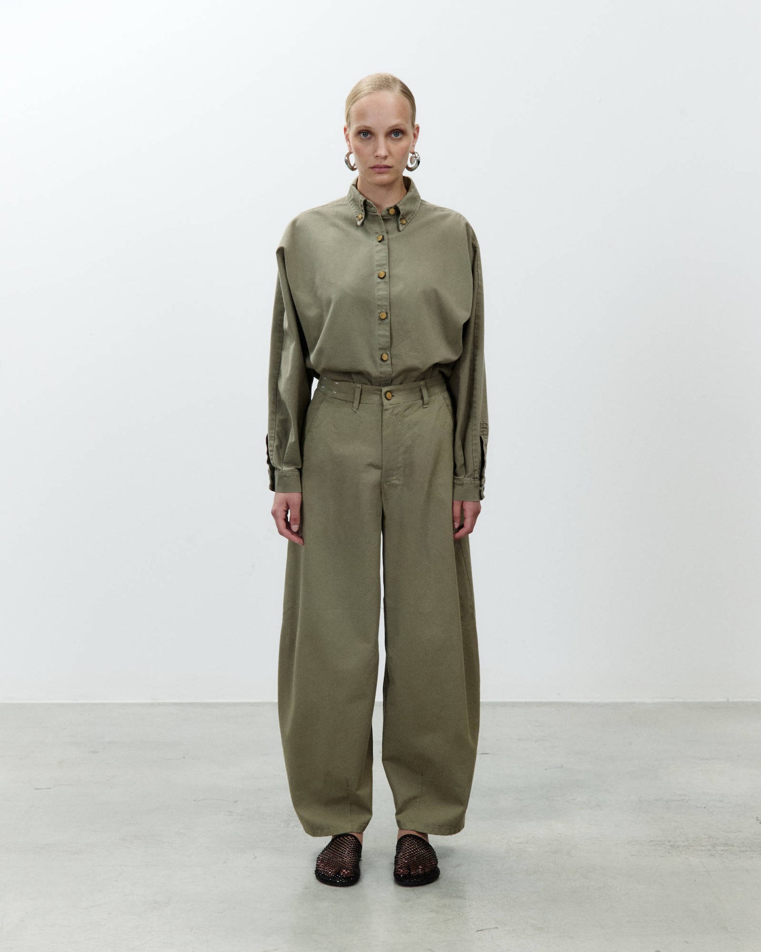 BARREL LEG PANTS
