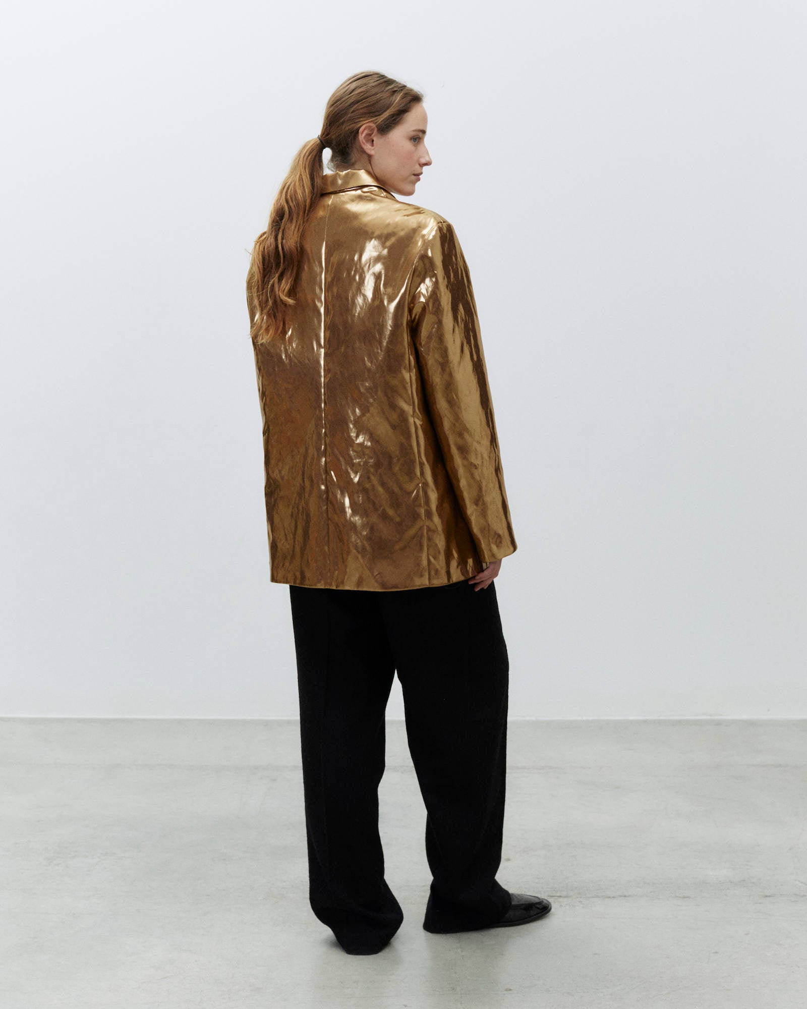 GOLD SINGLE-BREASTED BLAZER