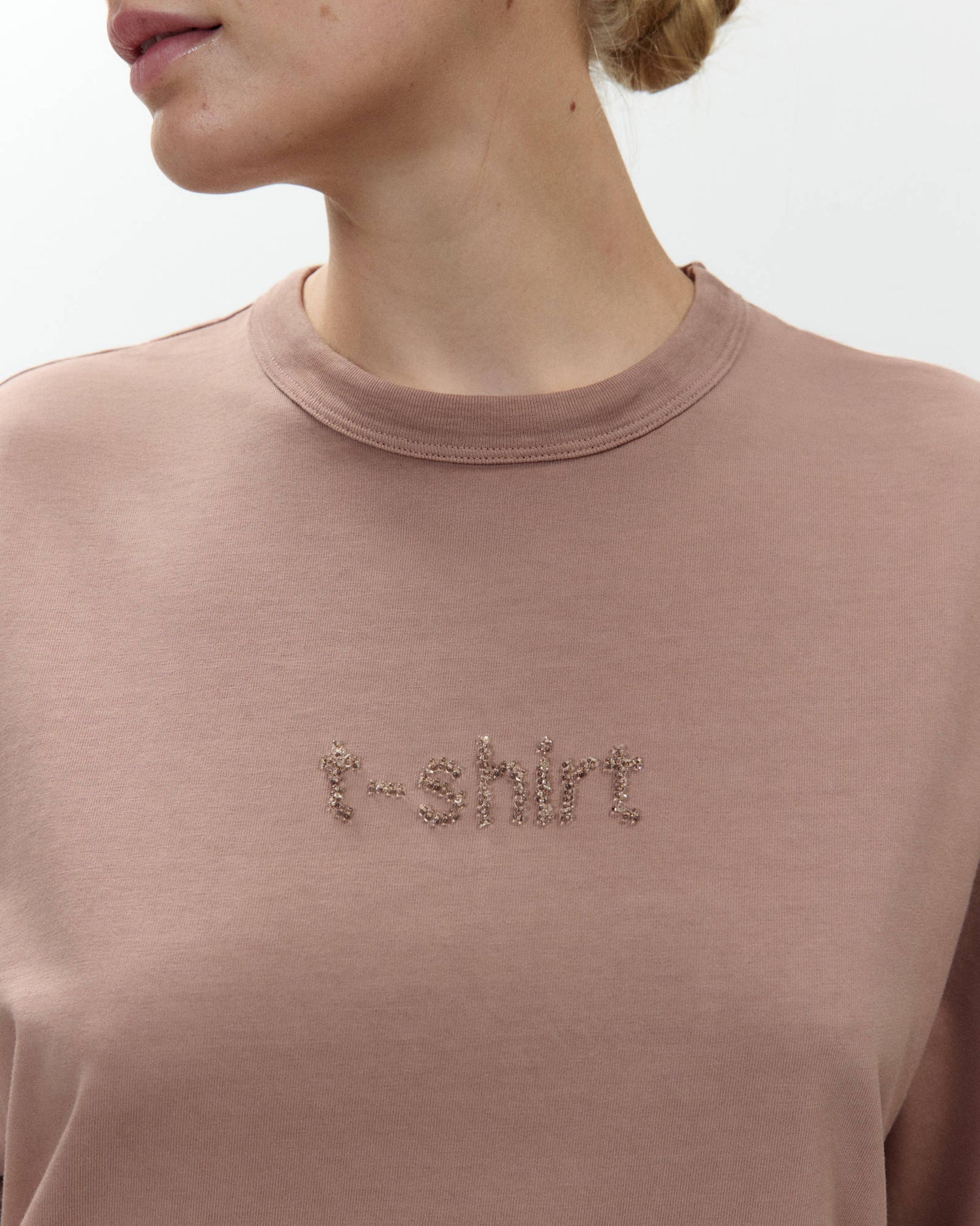 OVERSIZED EMBROIDERED T-SHIRT