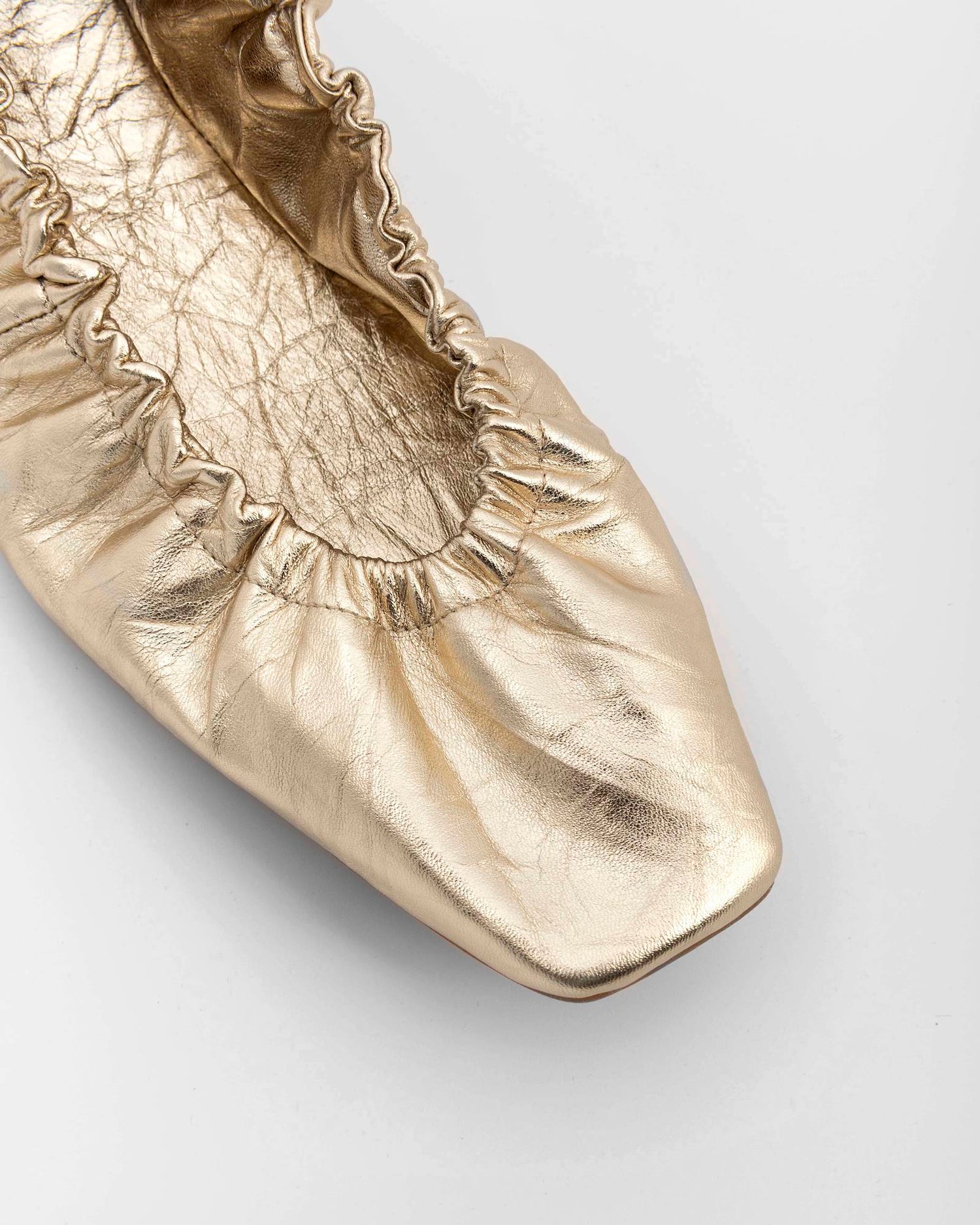 METALLIC RUFFLED BALLERINA