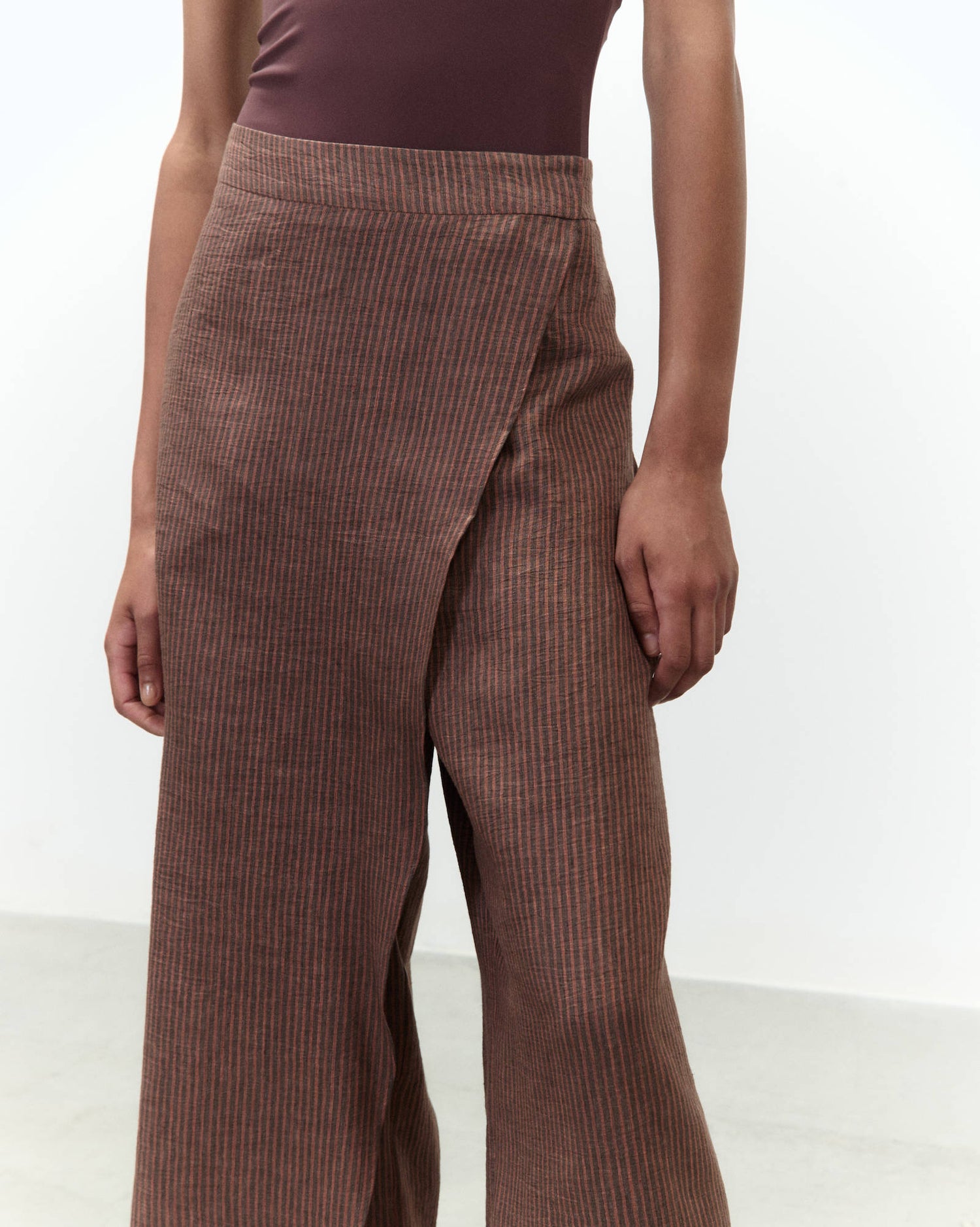 LINEN WRAP TROUSERS