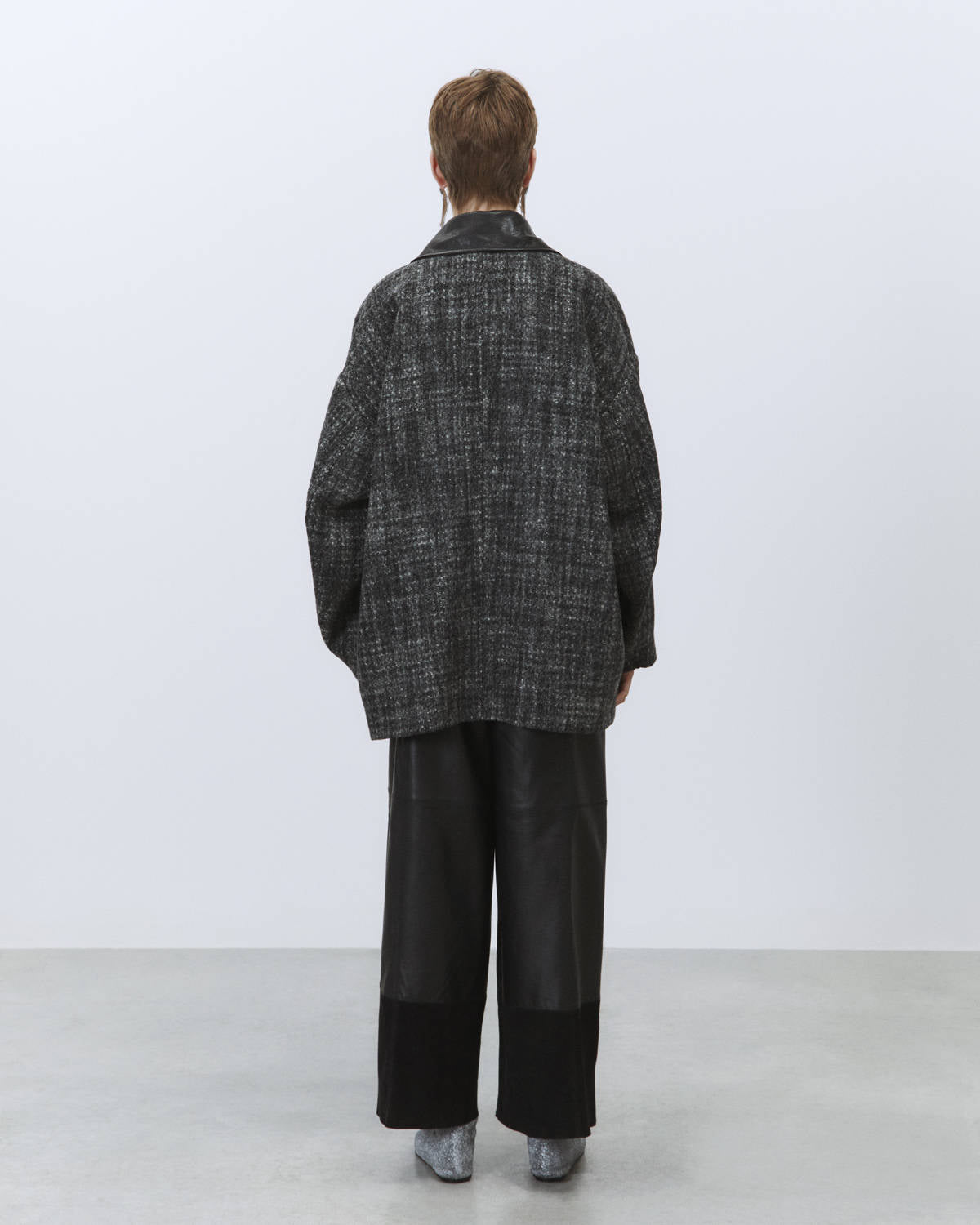 TWEED COAT WITH LEATHER