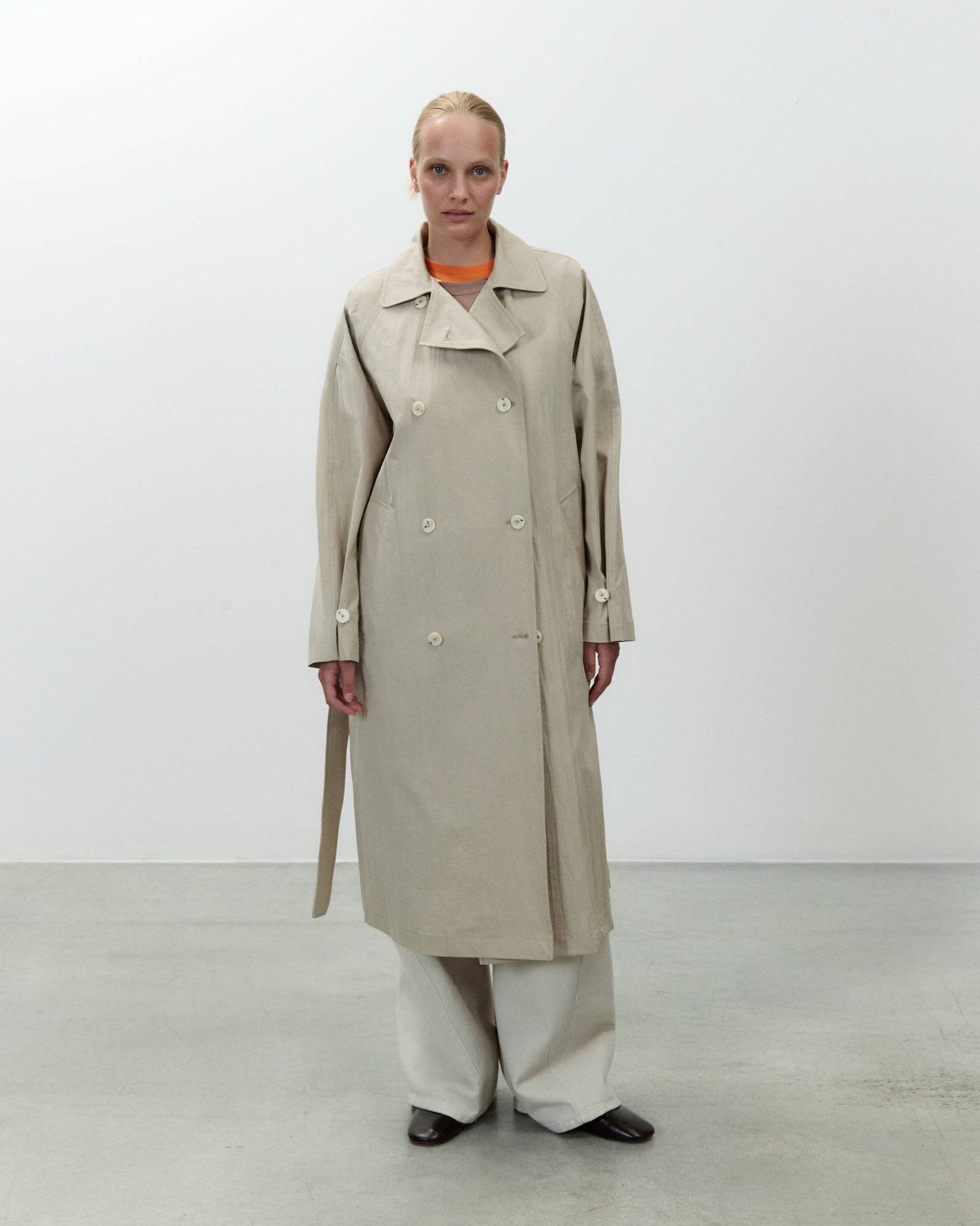 LONG CRINKLE TRENCH COAT