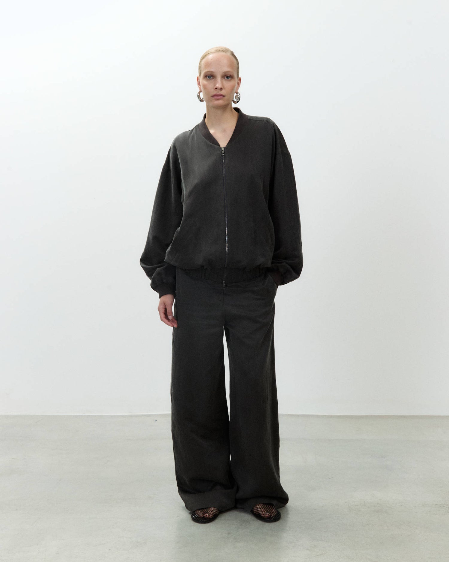 OVERSIZED LINEN BOMBER JACKET