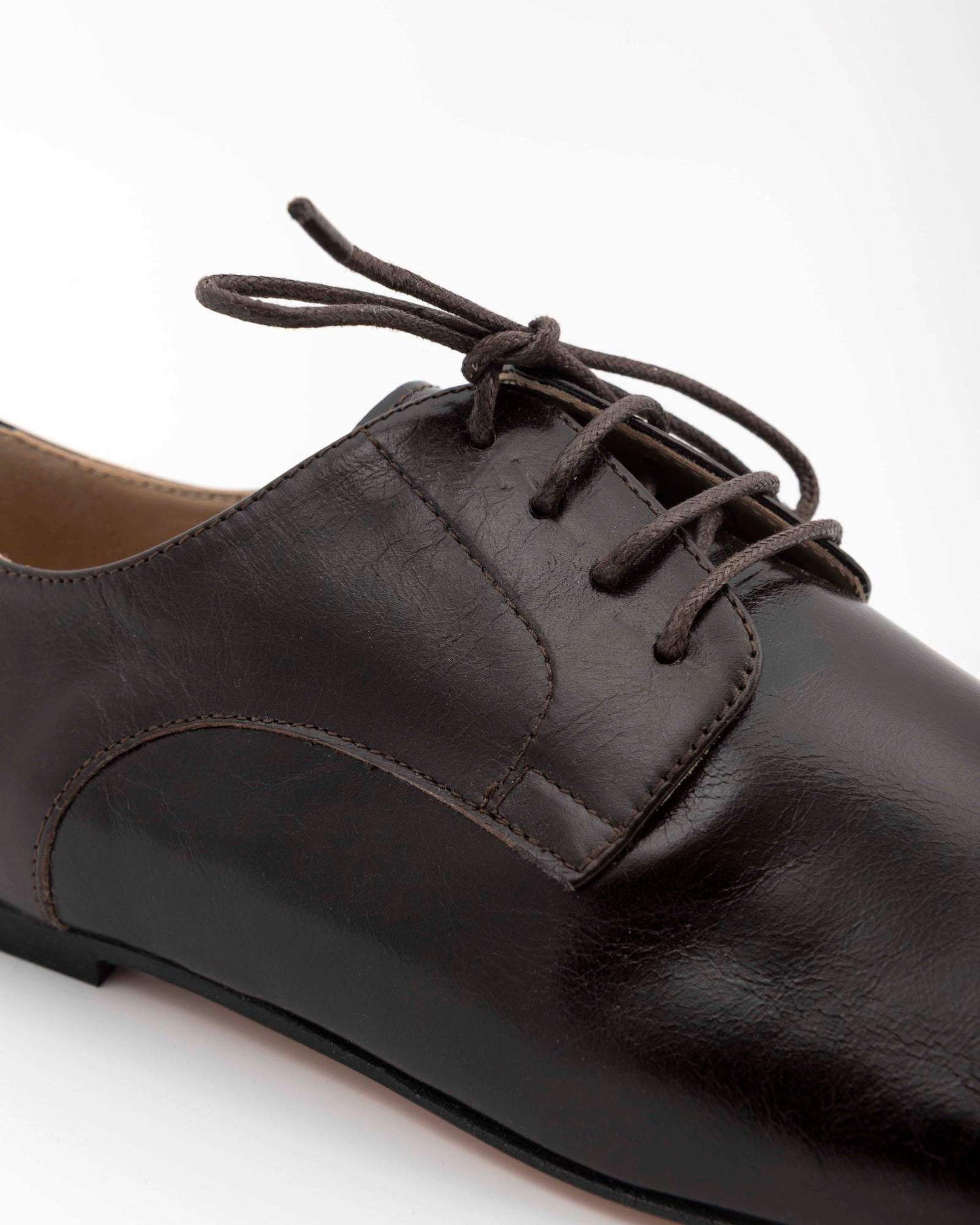 LEATHER LACE-UP
