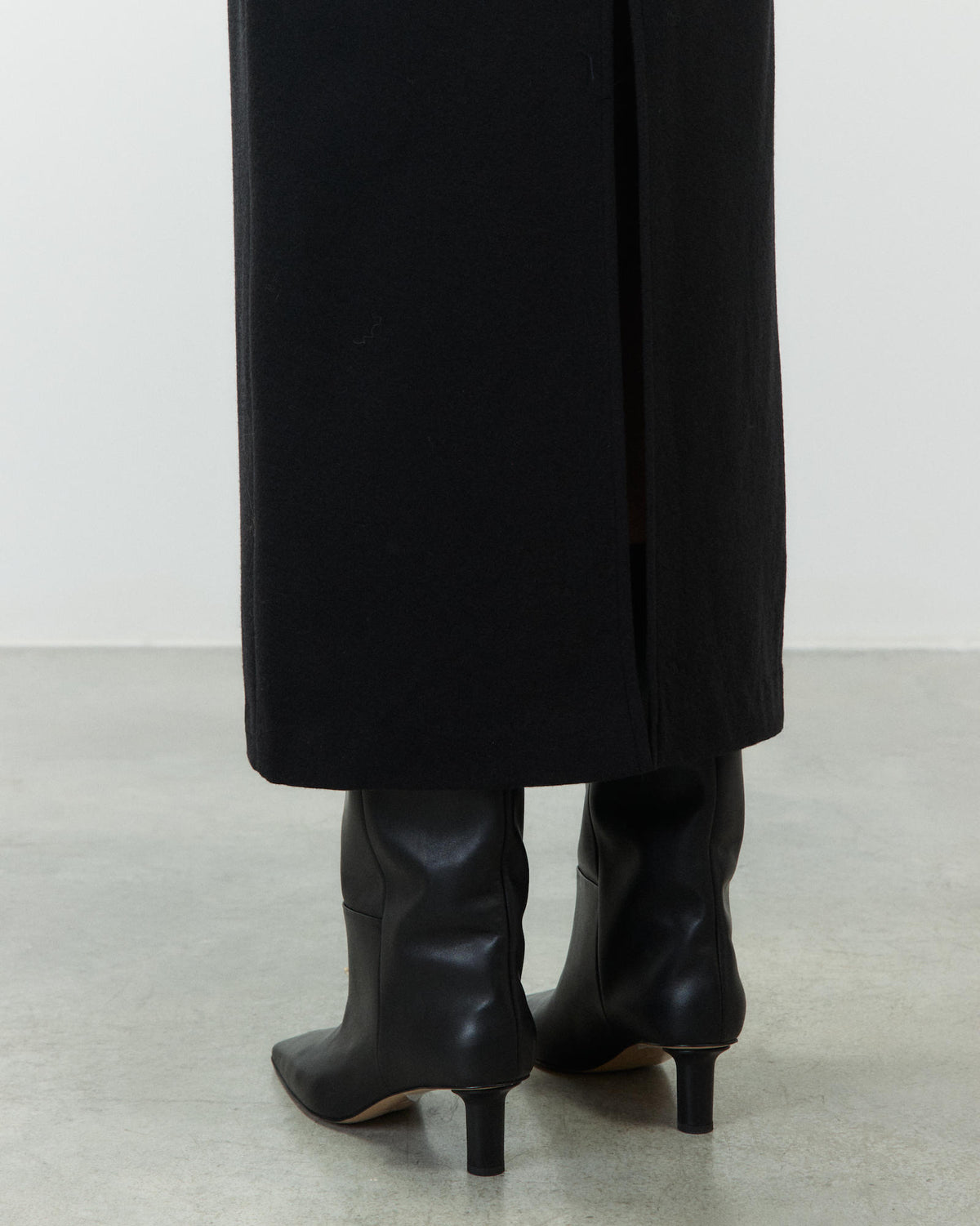 LONG WOOL SKIRT