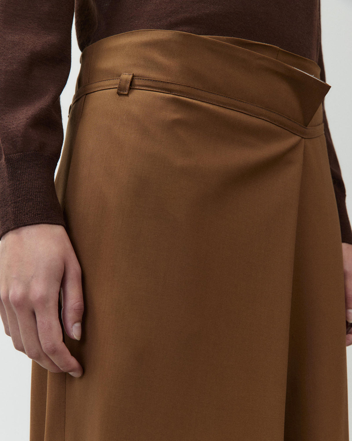 WRAP-AROUND WOOL TROUSERS