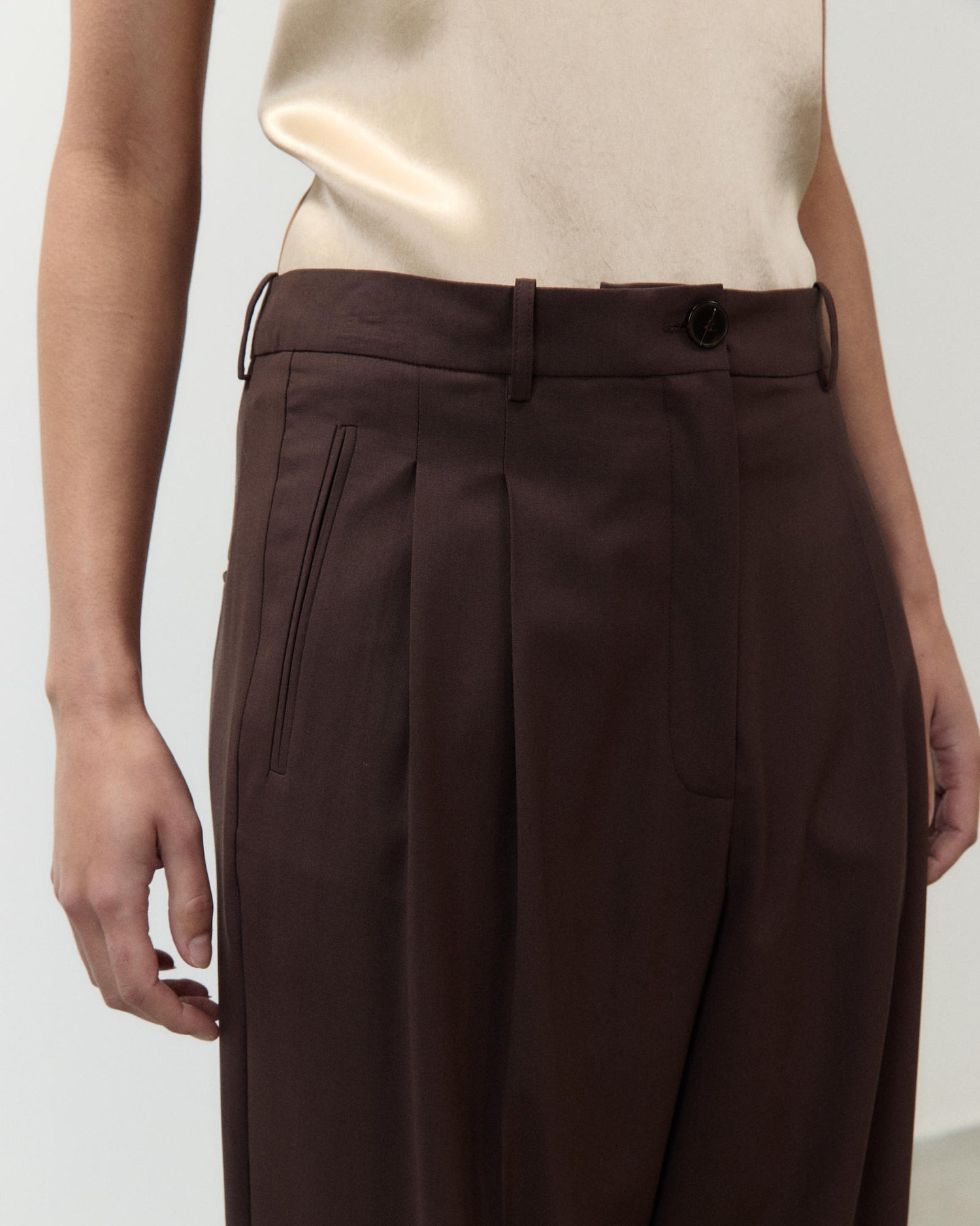 TAILORED WOOL TROUSERS