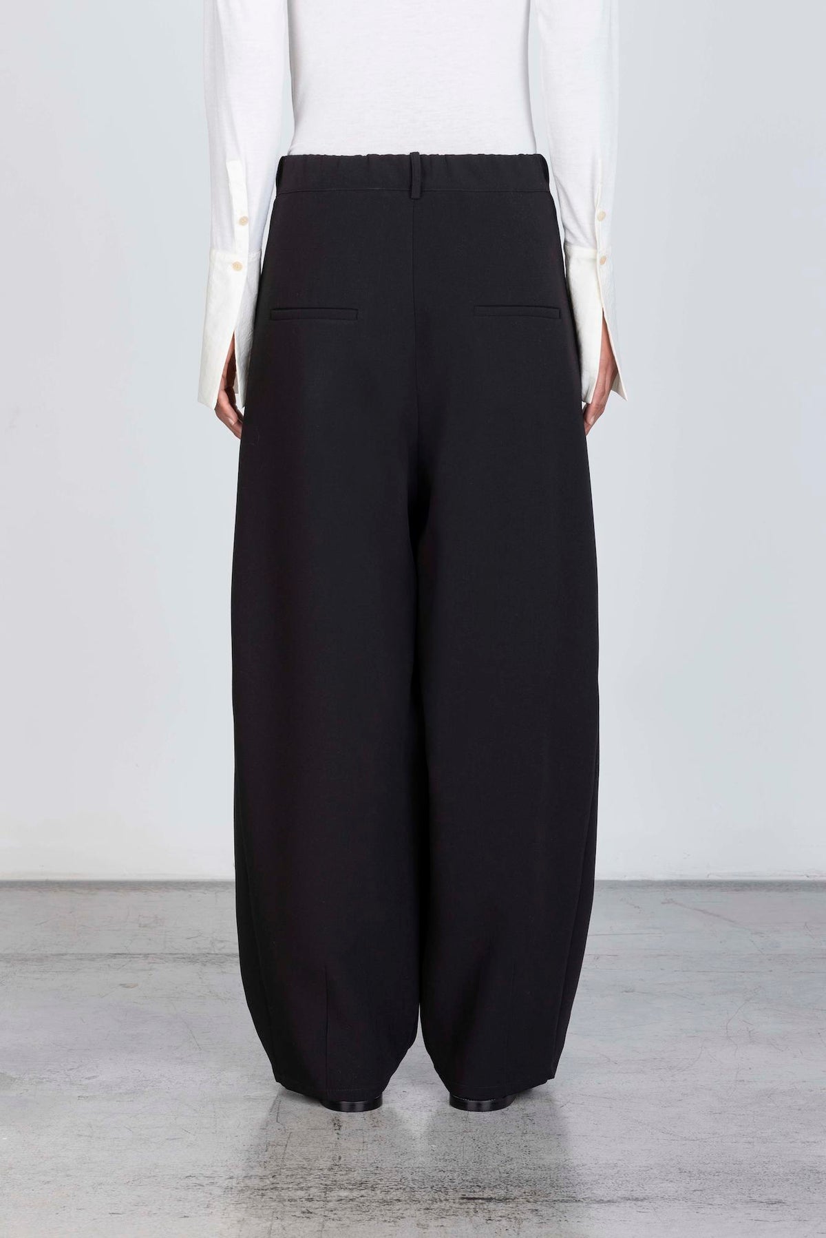 STRETCH WIDE-LEG TROUSERS