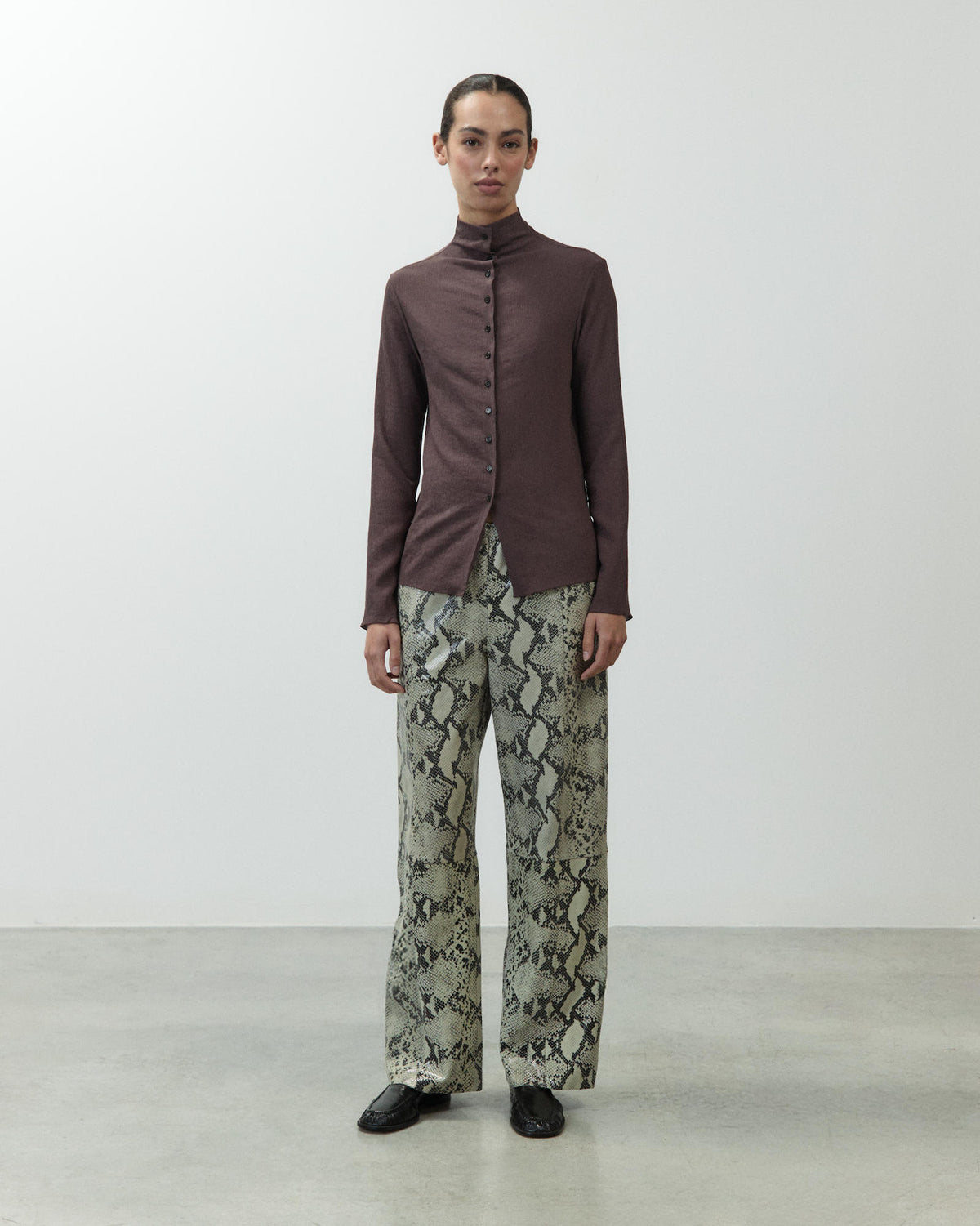 VISCOSE TOP WITH BUTTONS