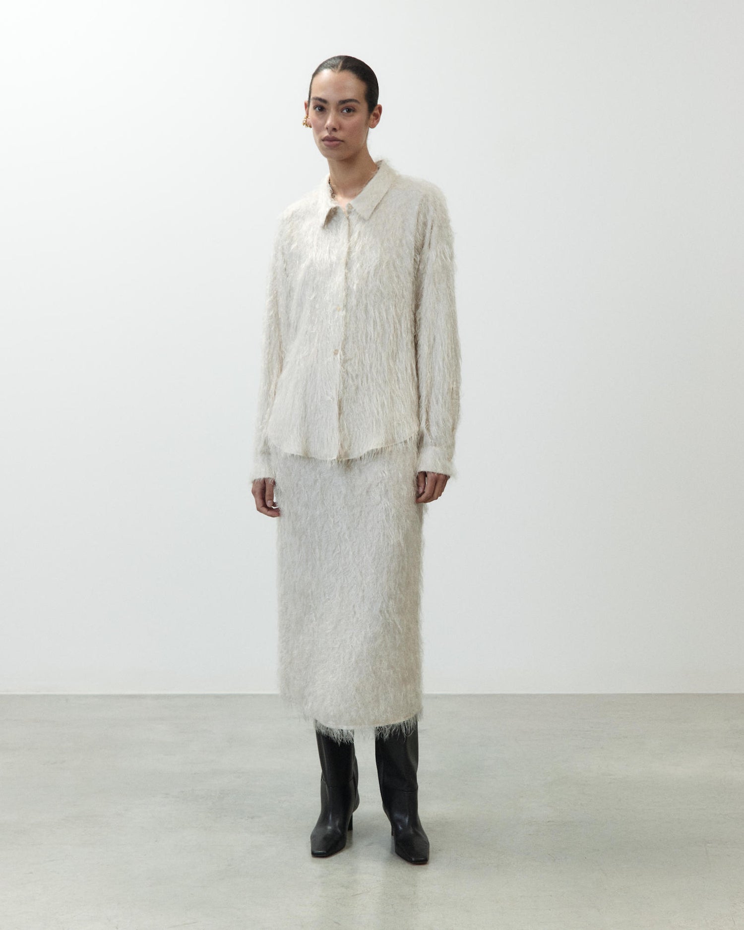 SHIRT WITH FRINGES