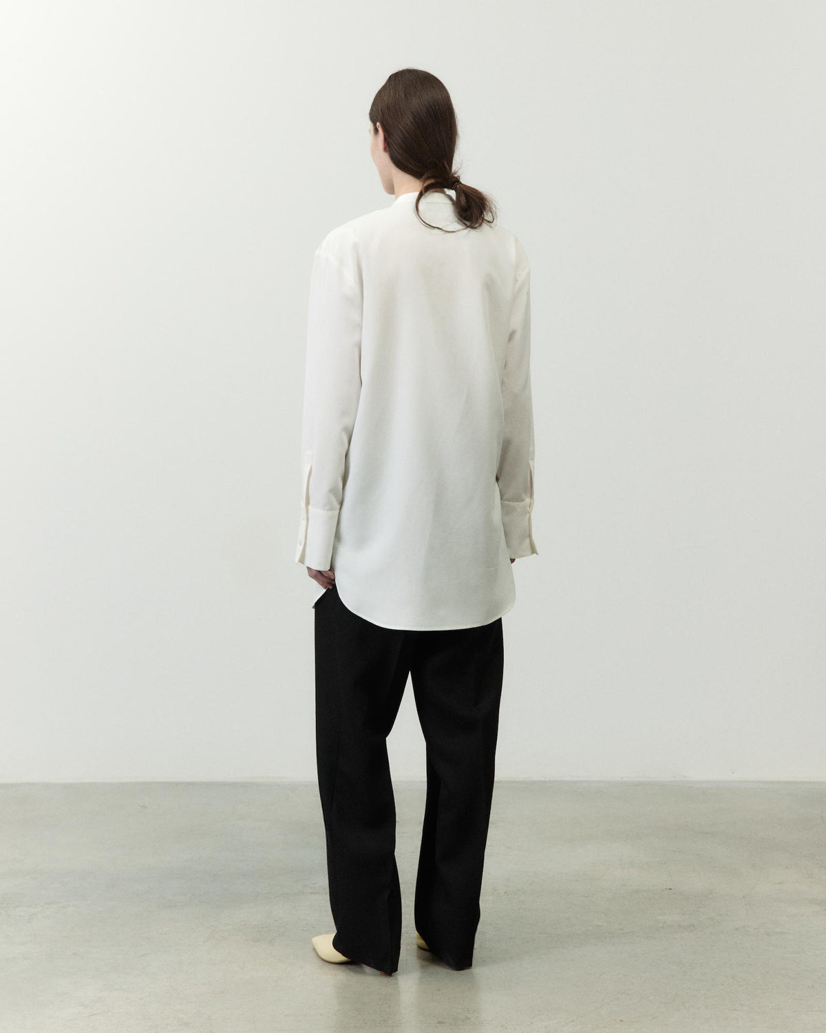 LONG CREW-NECK SHIRT
