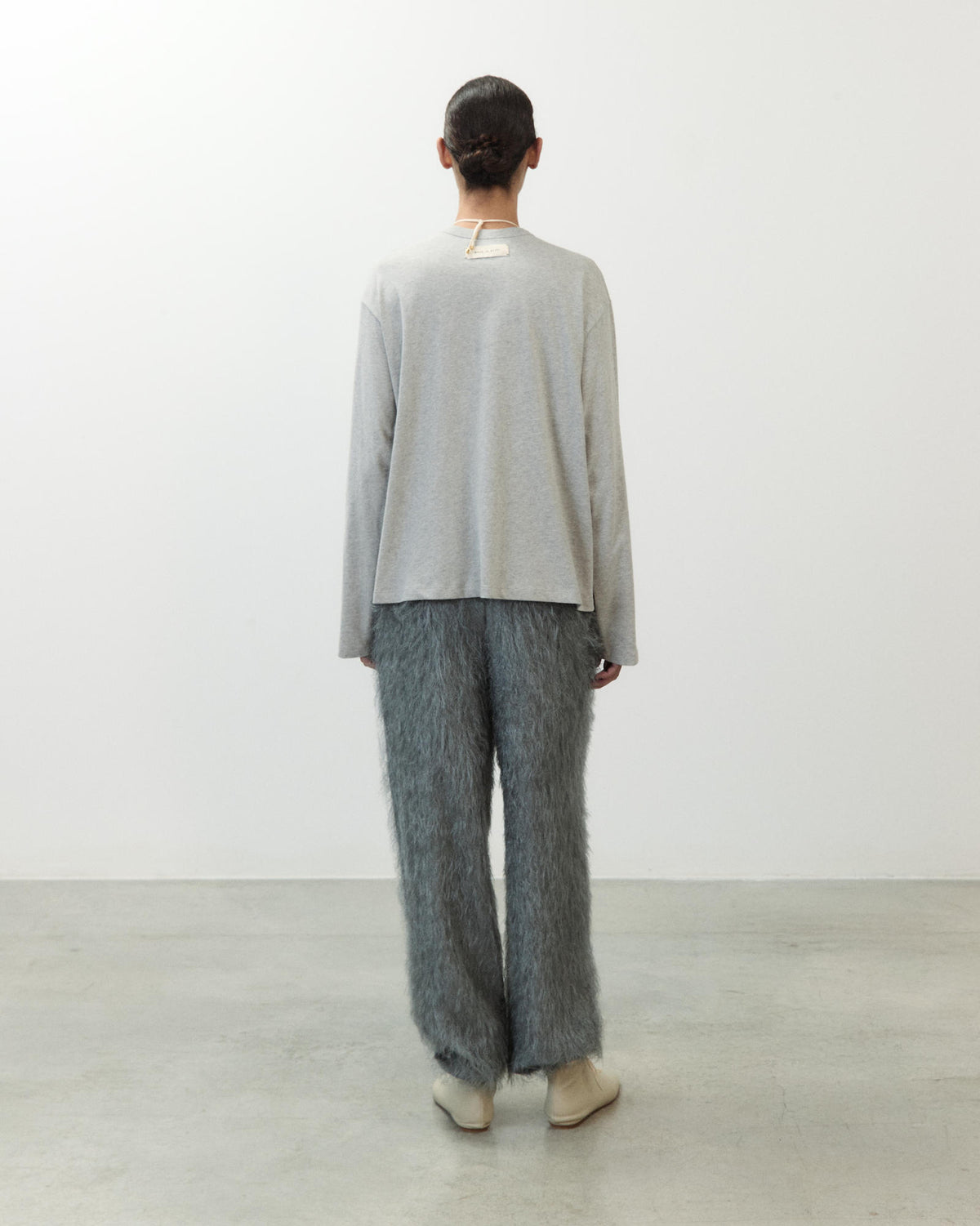 LONG SLEEVE EMBROIDERED T-SHIRT
