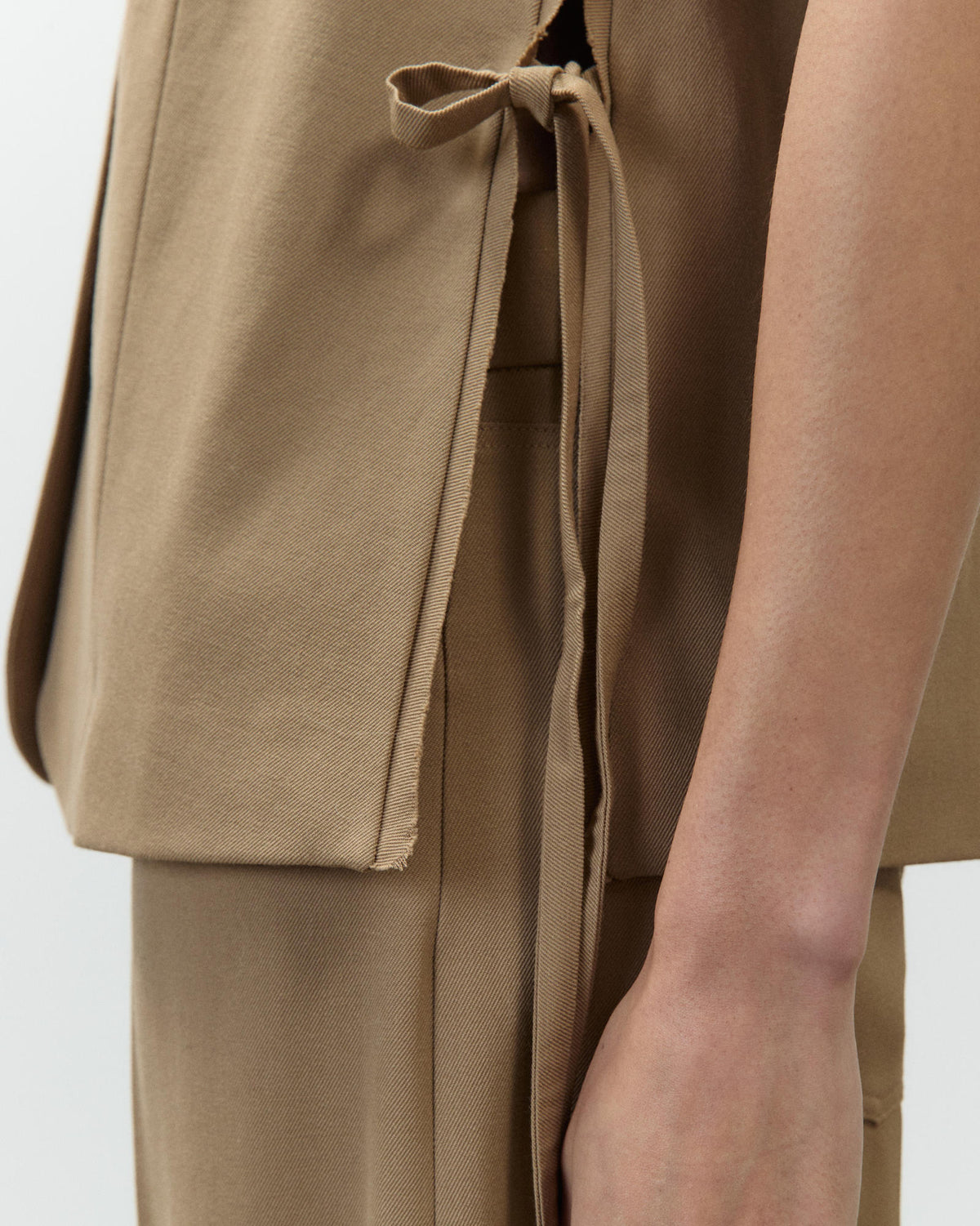 WOOL WAISTCOAT WITH SIDE SLITS