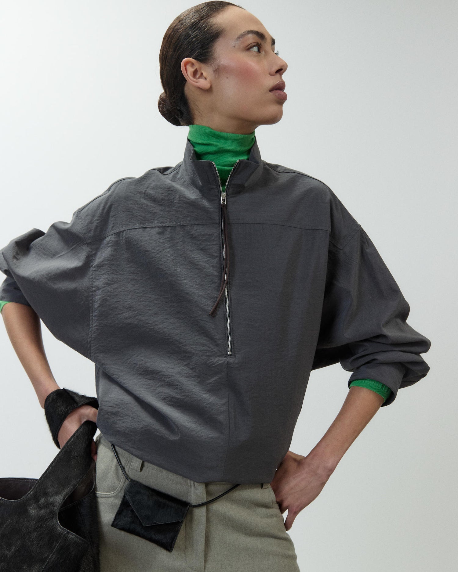 ZIPPED BLOUSE