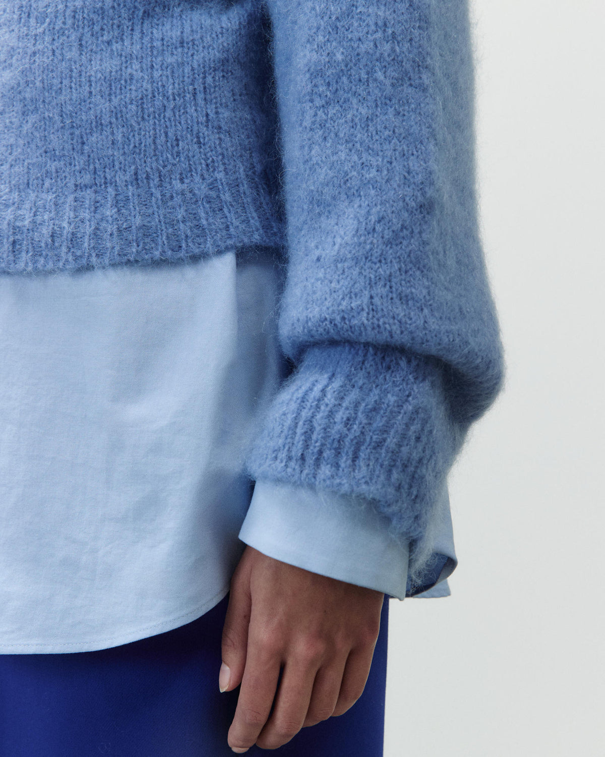 MOHAIR CREW NECK SWEATER