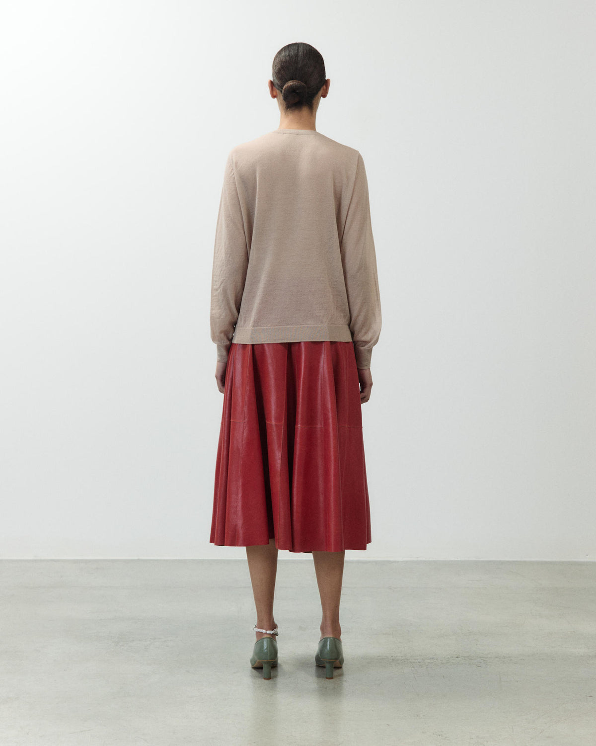 V-NECK SWEATER LIGHT WOOL