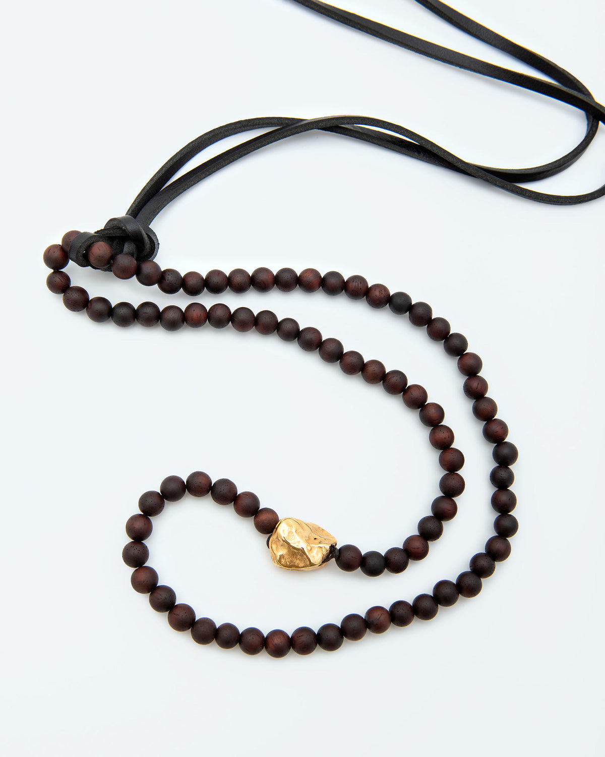 JEWEL BELT WITH WOODEN BEADS