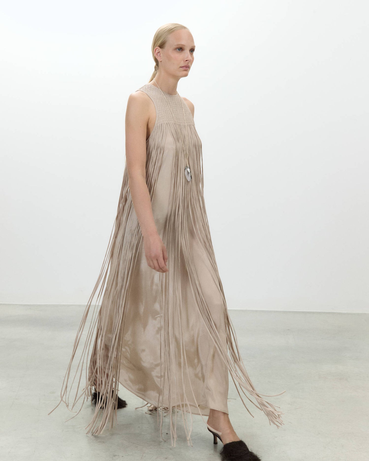 LONG DRESS WITH FRINGES
