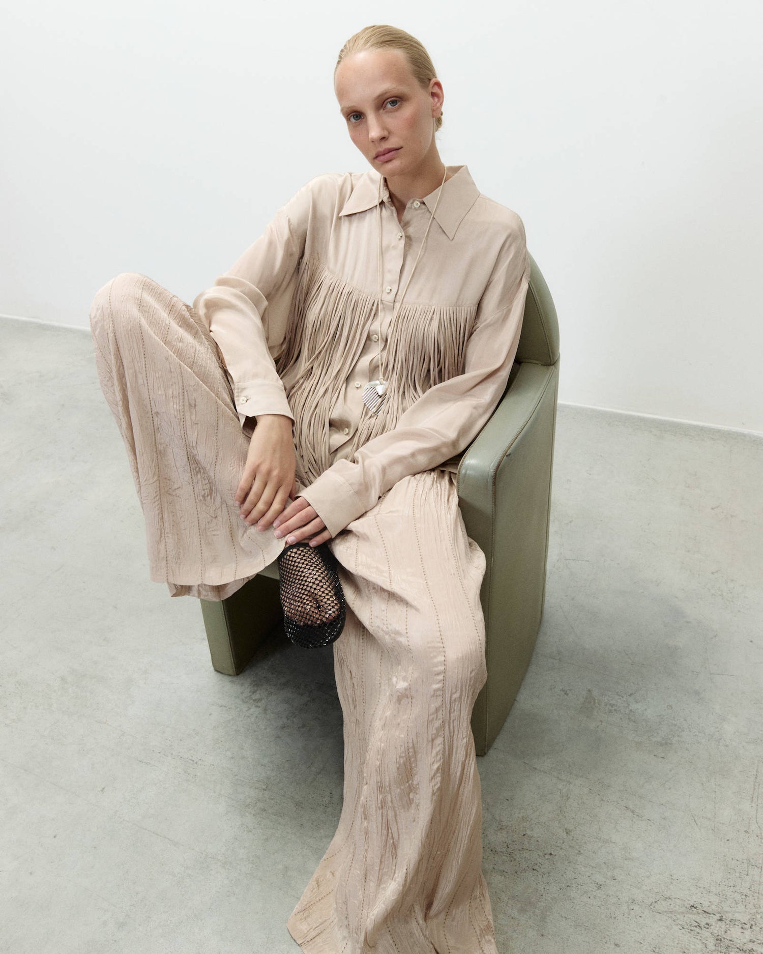 VISCOSE SHIRT WITH FRINGES