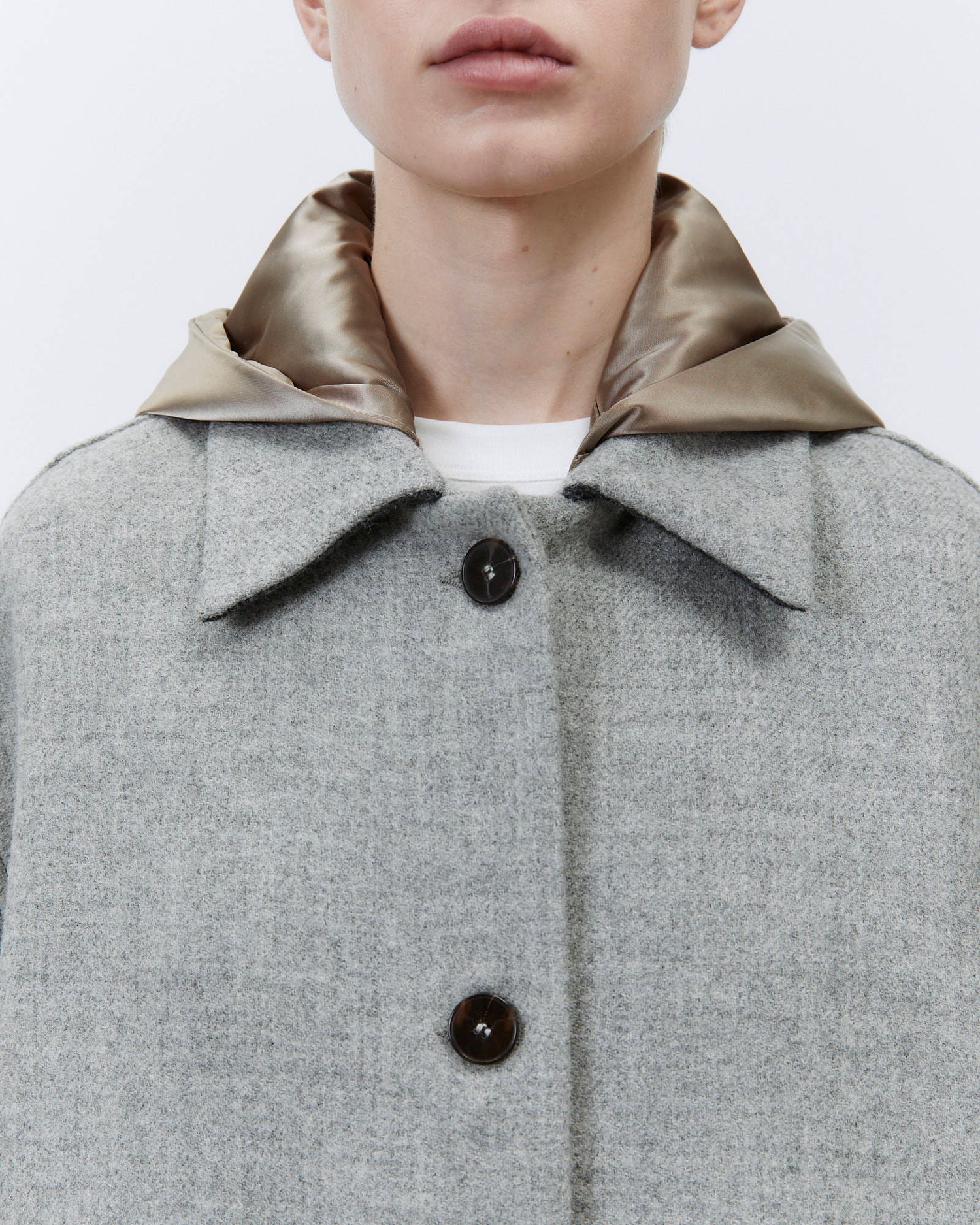 LONG WOOL COAT WITH HOOD