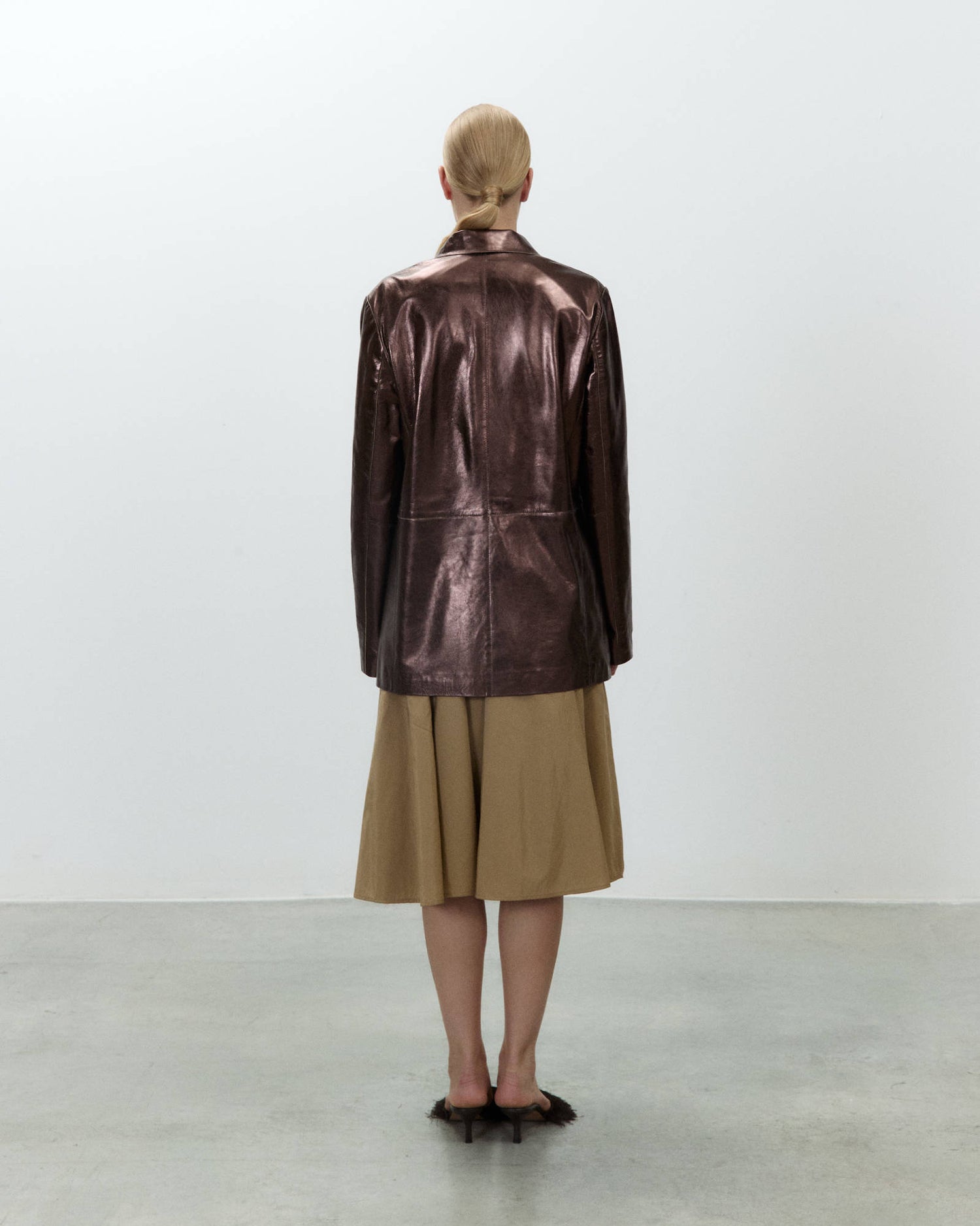 SHINY LEATHER BLAZER