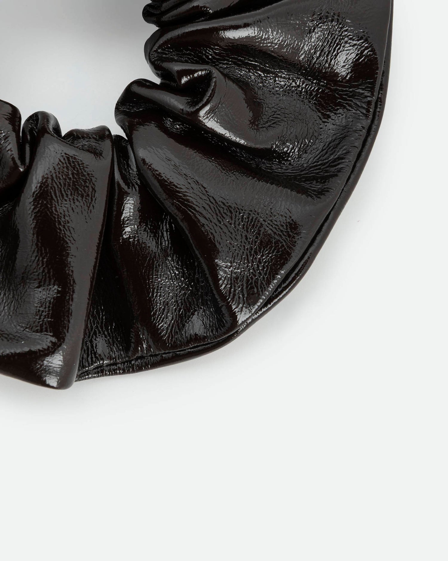 PATENT LEATHER SCRUNCHIE