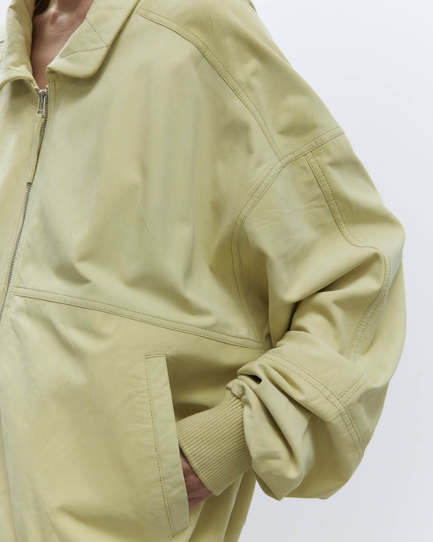 BOMBER SUEDE Cream