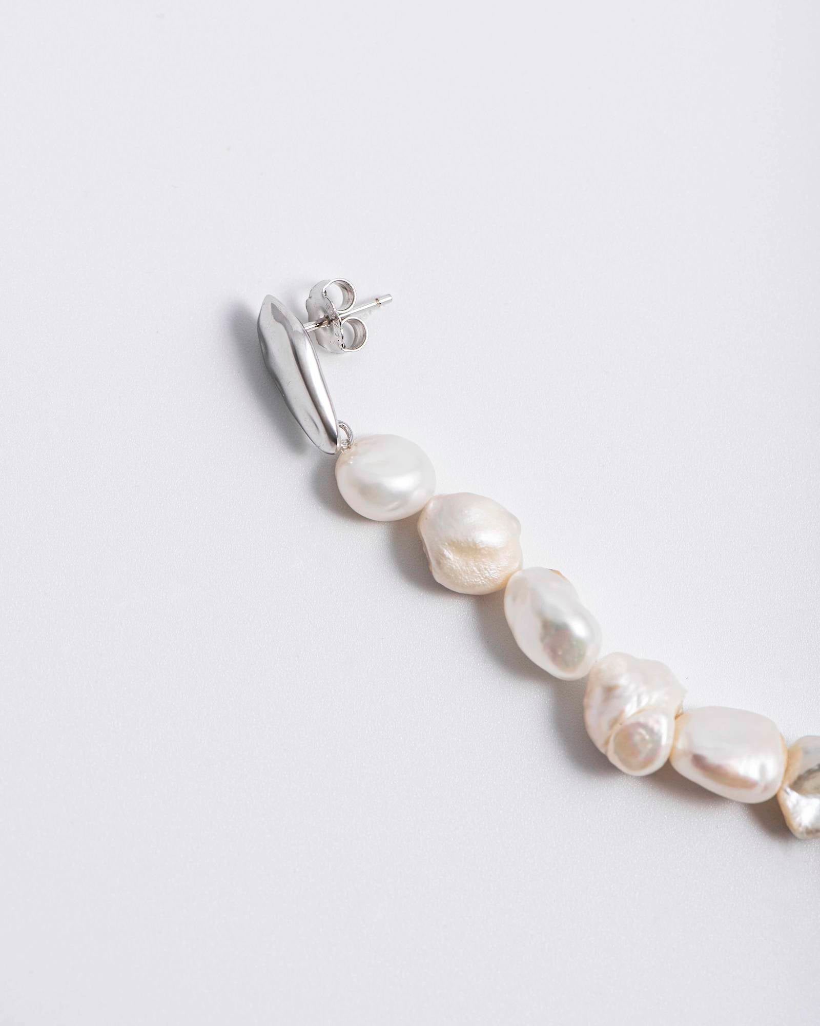 ORECCHINO PERLE IRREGOLARI