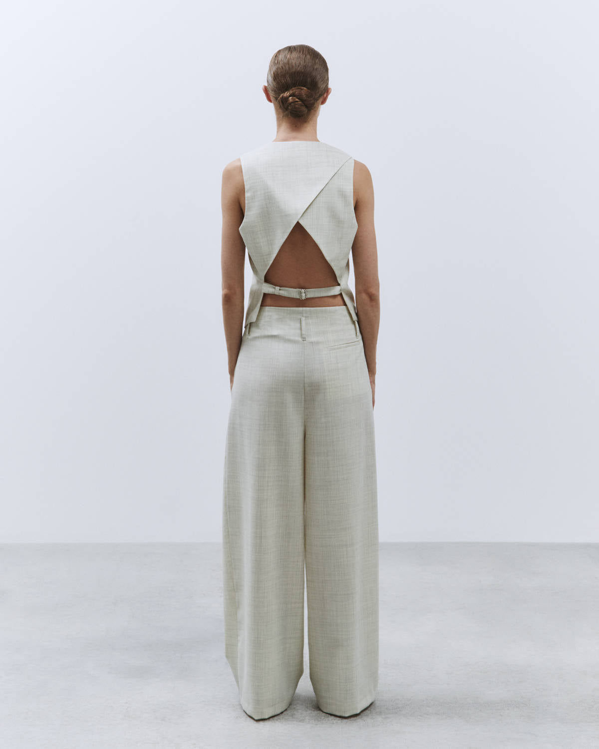 ASYMMETRIC BACK VEST VIRGIN WOOL Grey