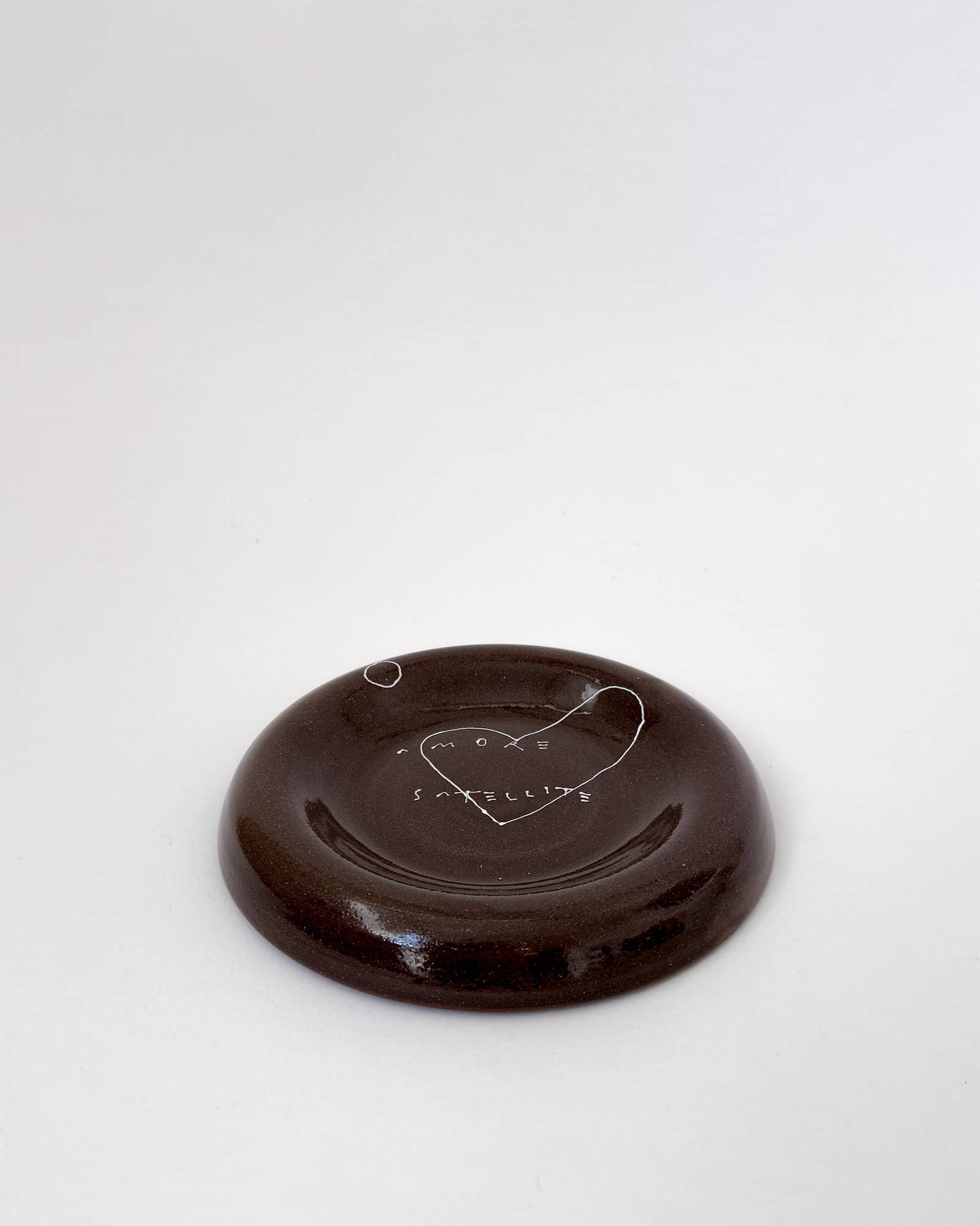 LOVE SATELLITE SAUCER