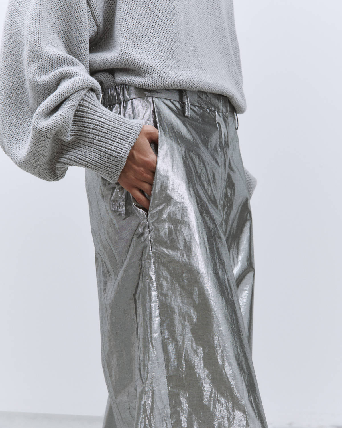 LIGHT SHINY PALAZZO PANTS