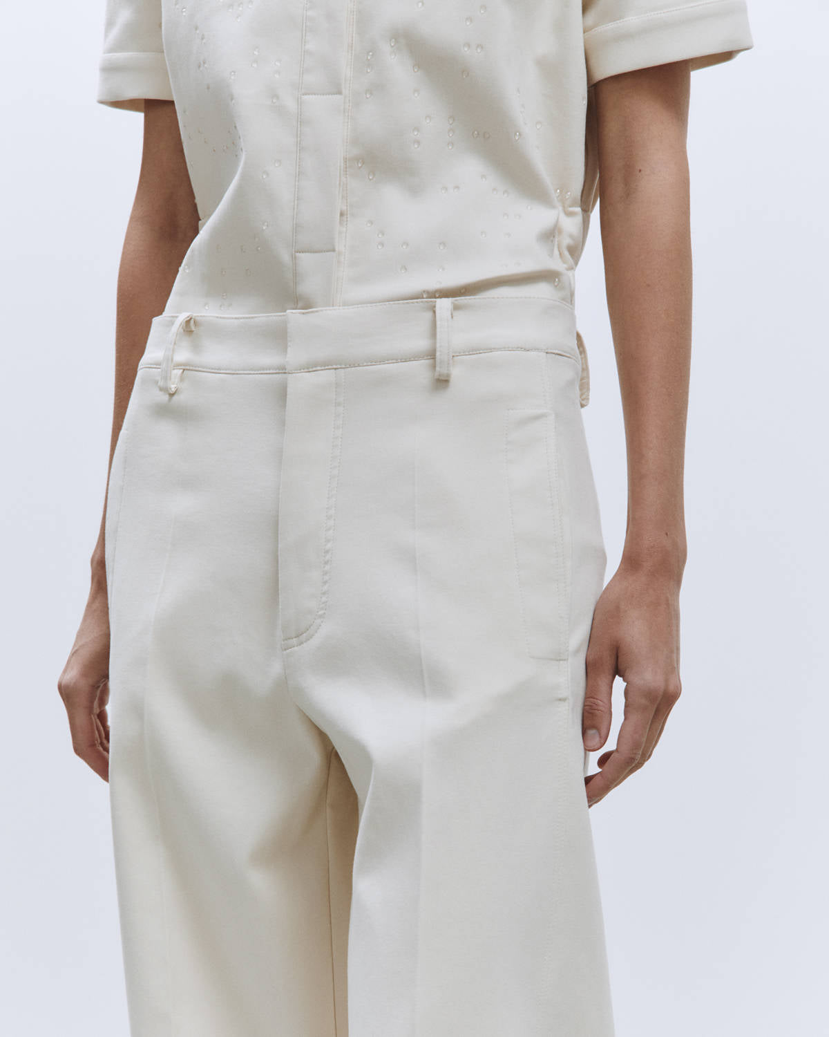 WIDE LEG PANTS WITH MERINGUE STITCHING