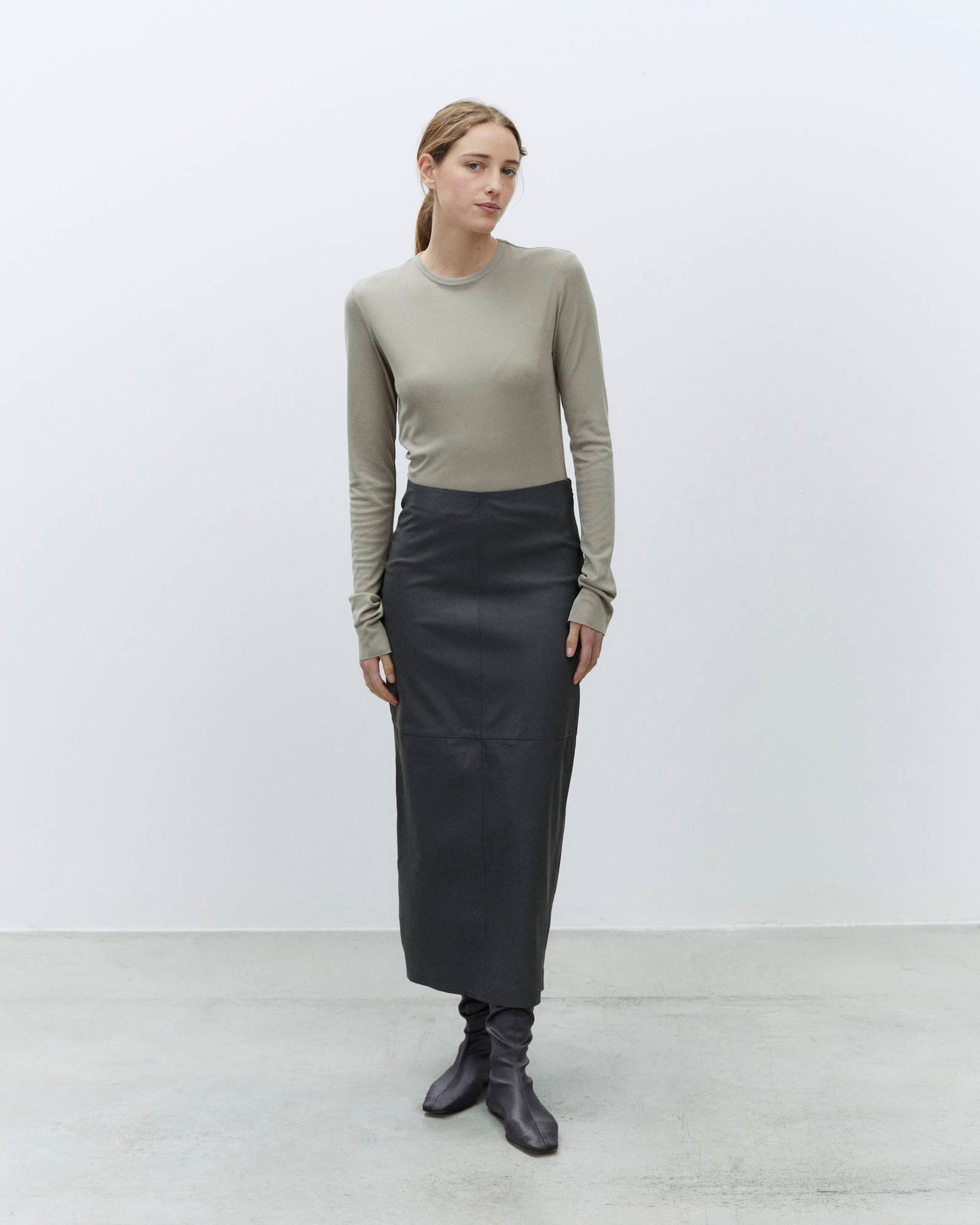 STRETCH LEATHER SKIRT
