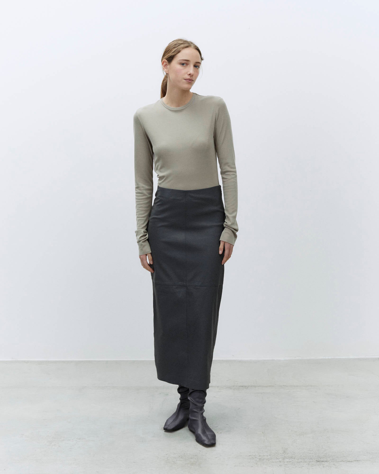 STRETCH LEATHER SKIRT
