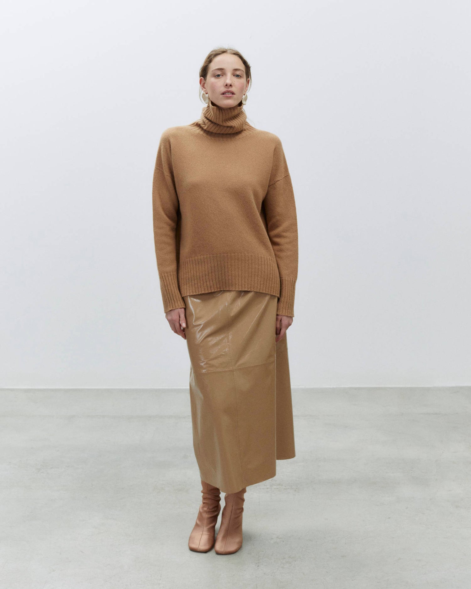 WOOL TURTLENECK