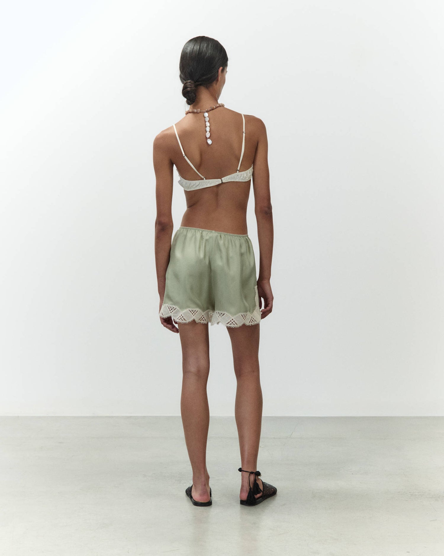 TWILL SHORTS WITH LACE