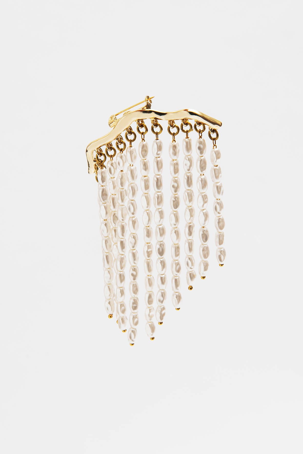 GOLD BROOCH WITH PEARL FRINGES