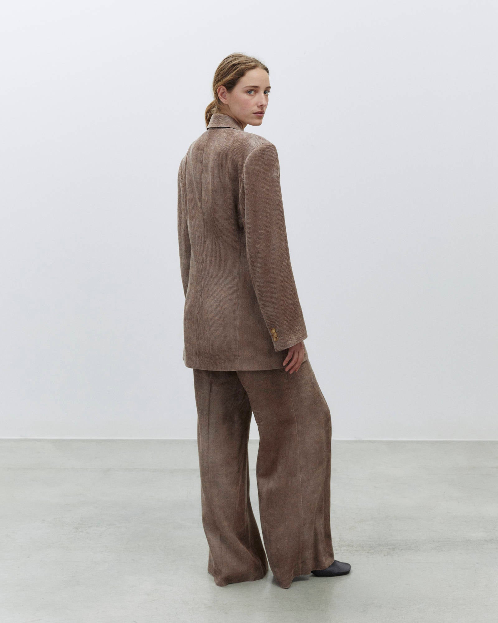 ASYMMETRIC BLAZER SYMPOSIUM