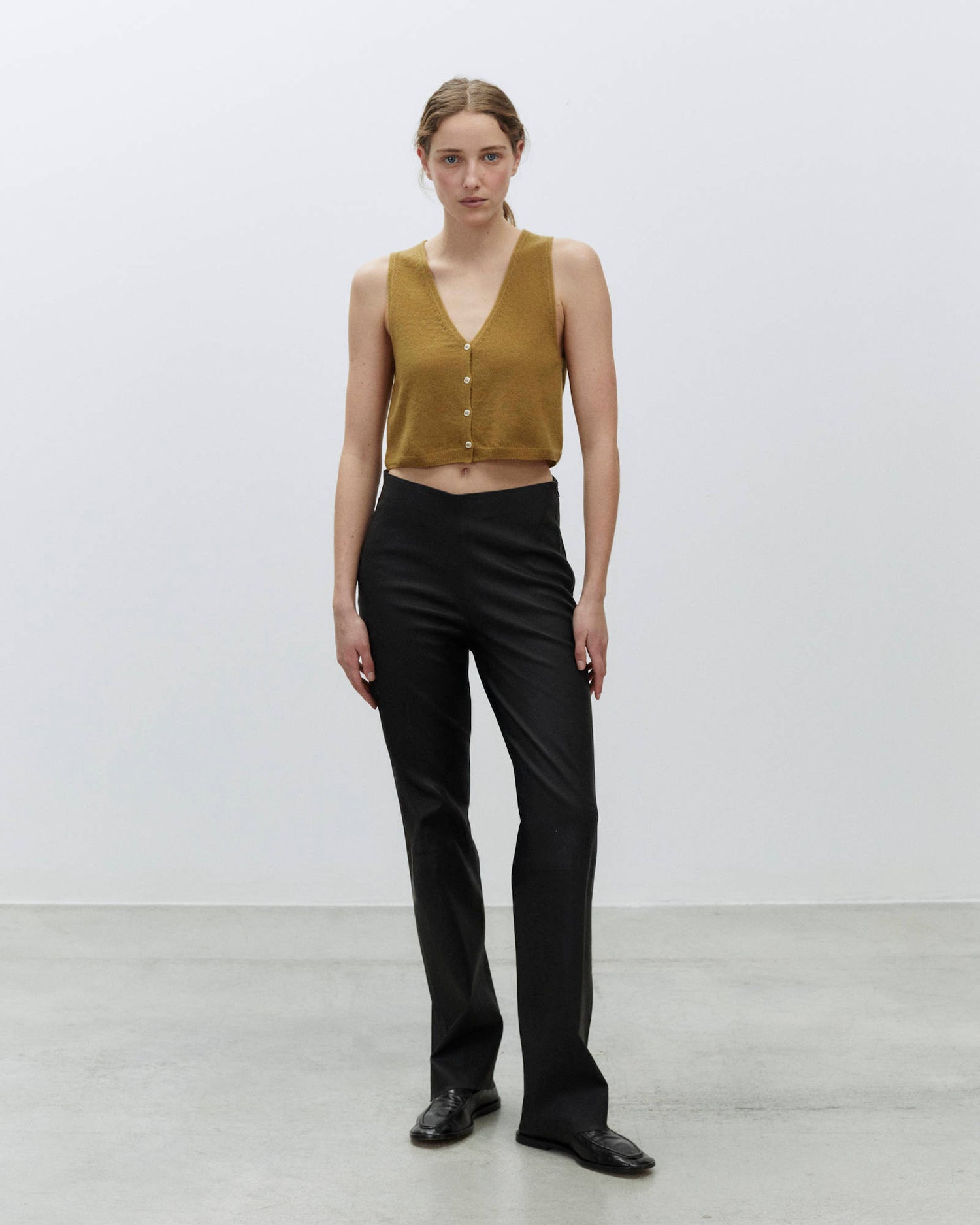 STRETCH LEATHER PANTS