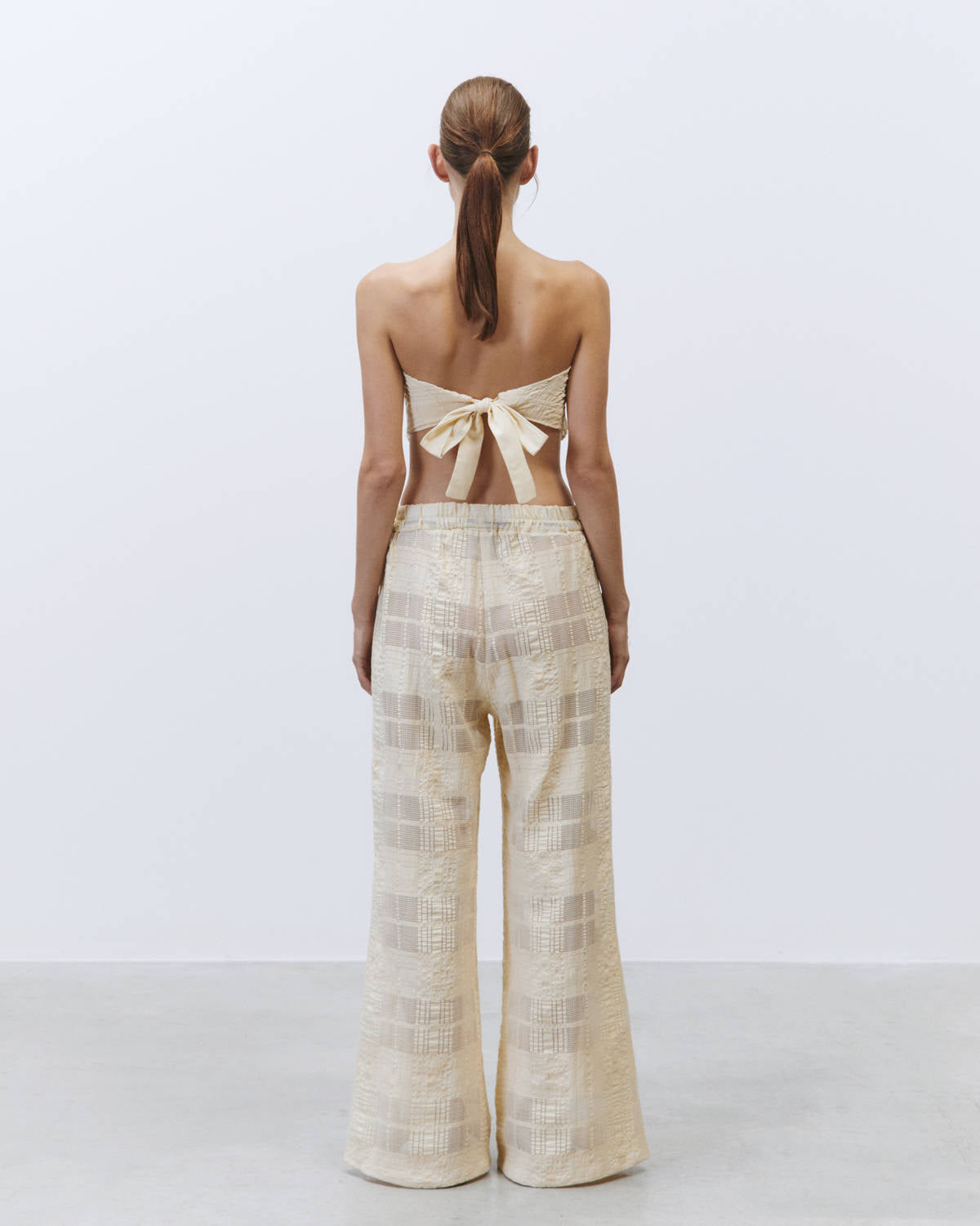 TOP OVERCHECKED A-JOUR SCARF Cream