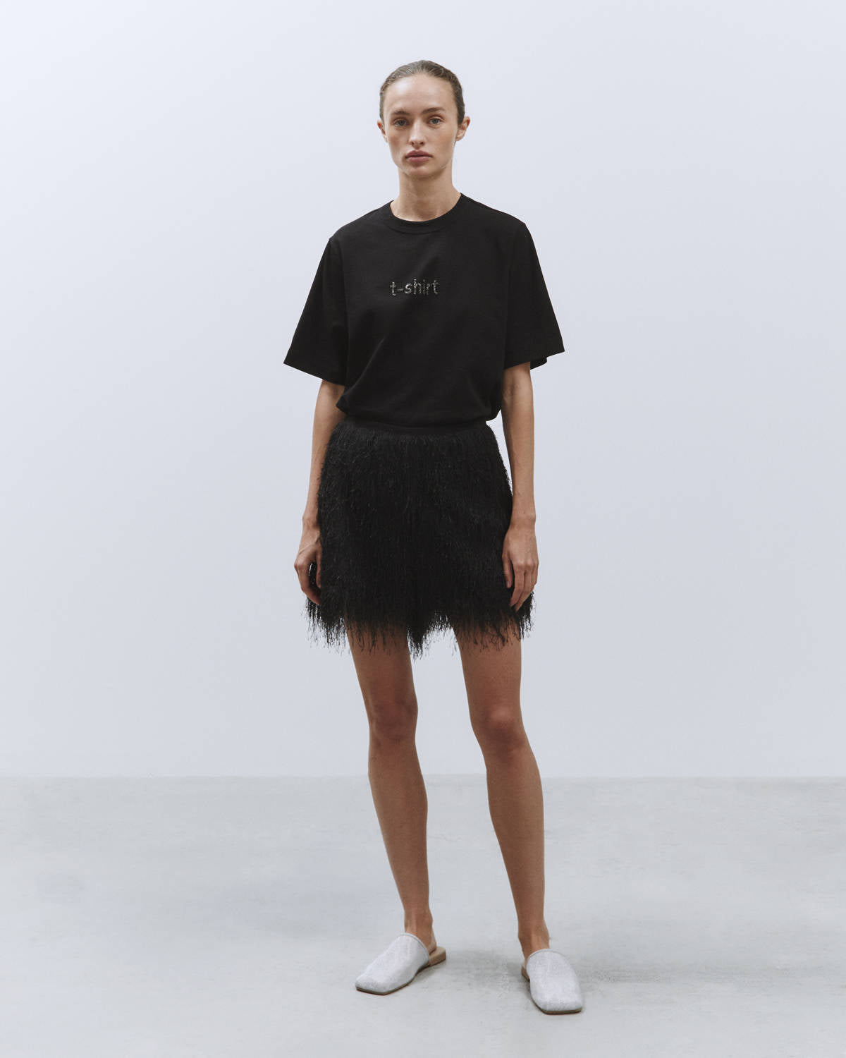 SHORTS IN FRINGED FABRIC Black