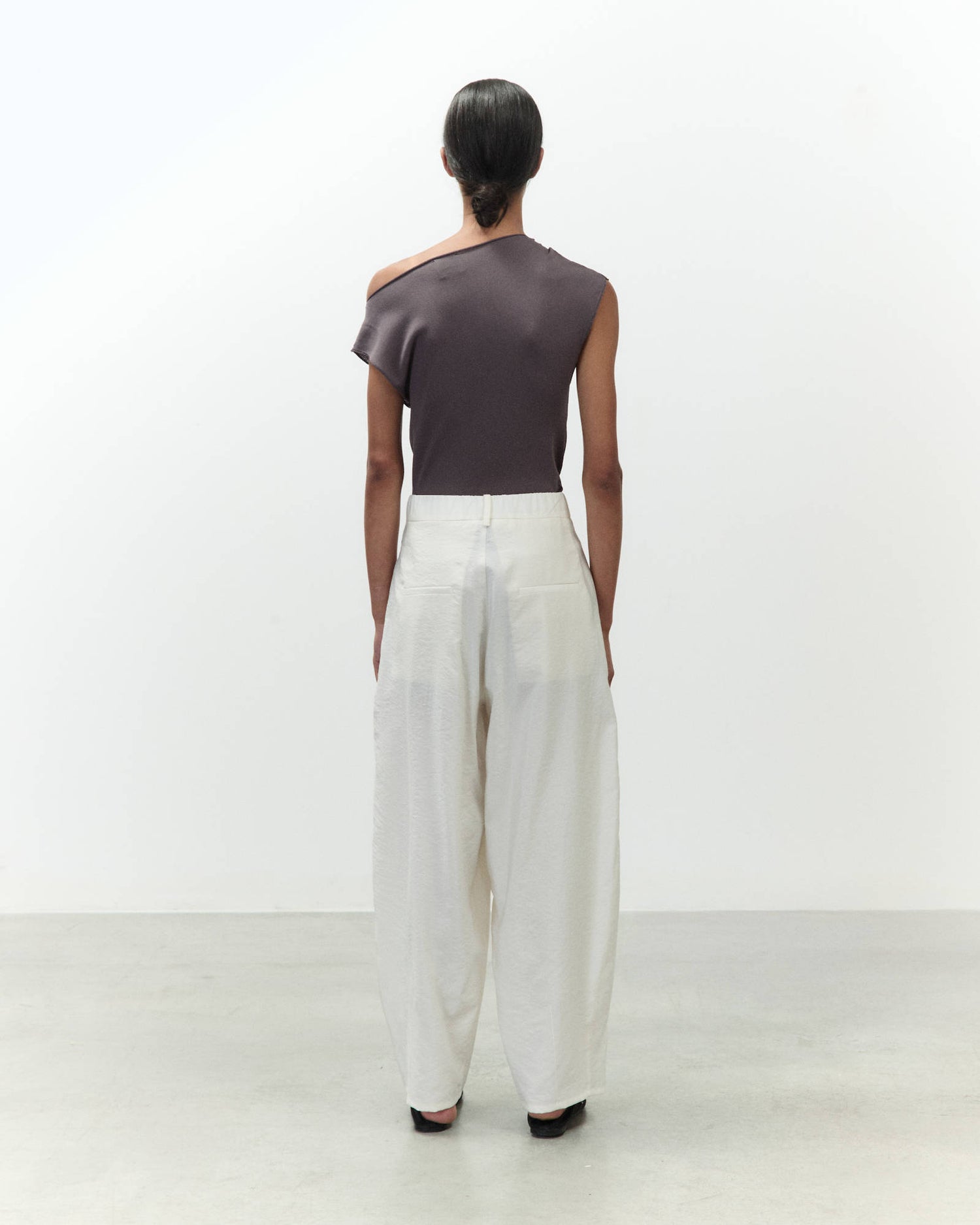 BARREL SILK CANVAS TROUSERS