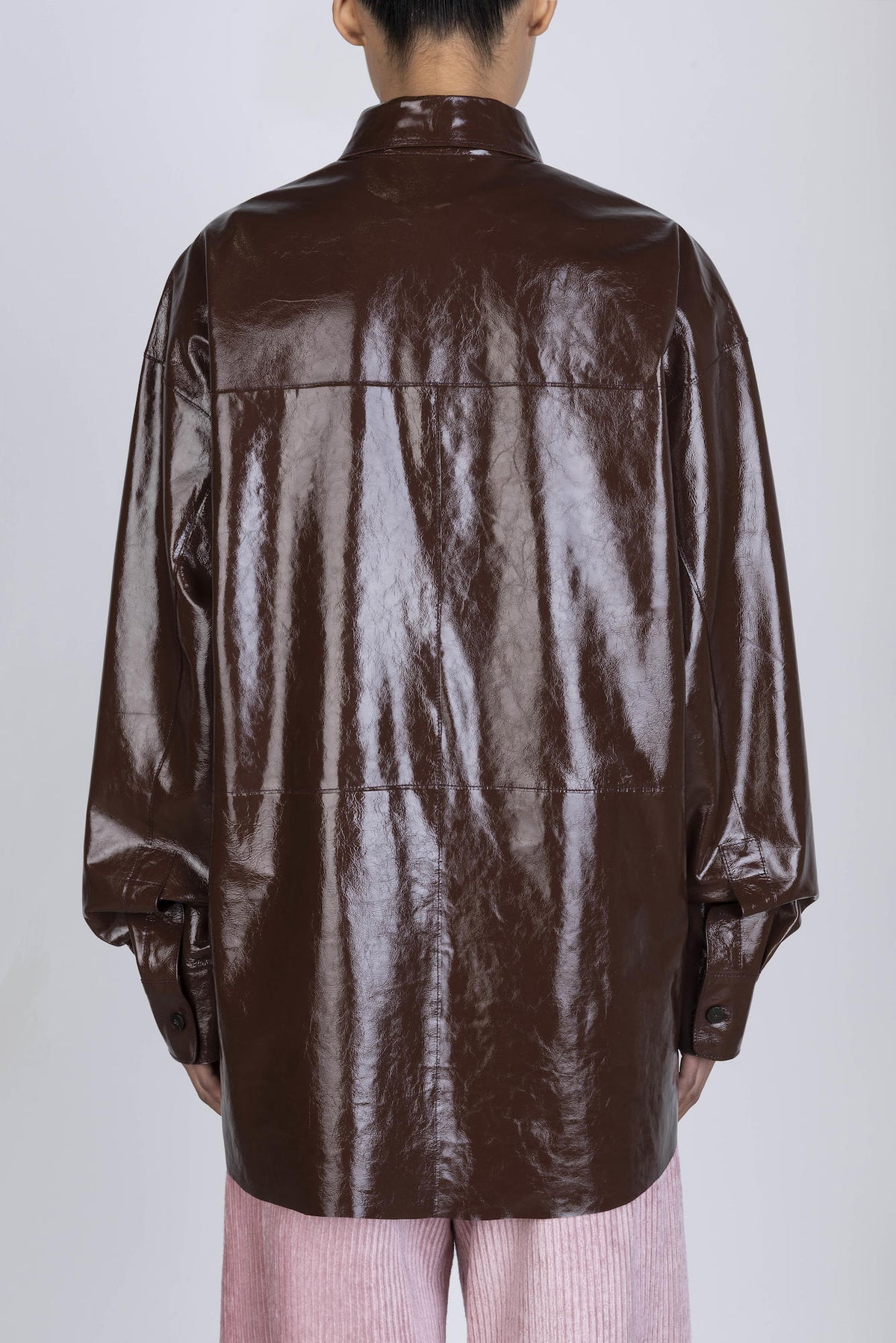 GIACCA CAMICIA IN PELLE VERNICIATA
